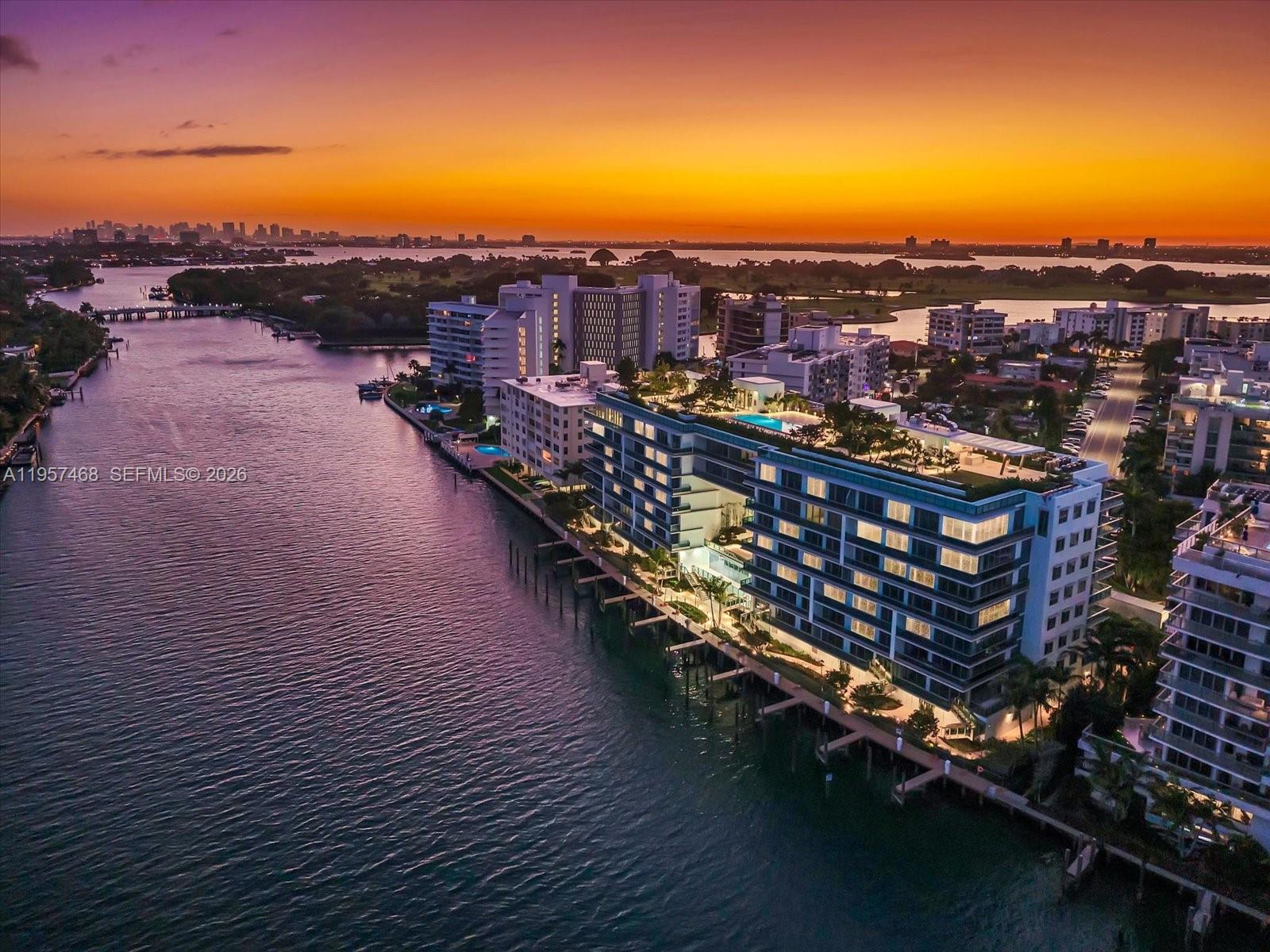 9201 E Bay Harbor Unit: LPH_711