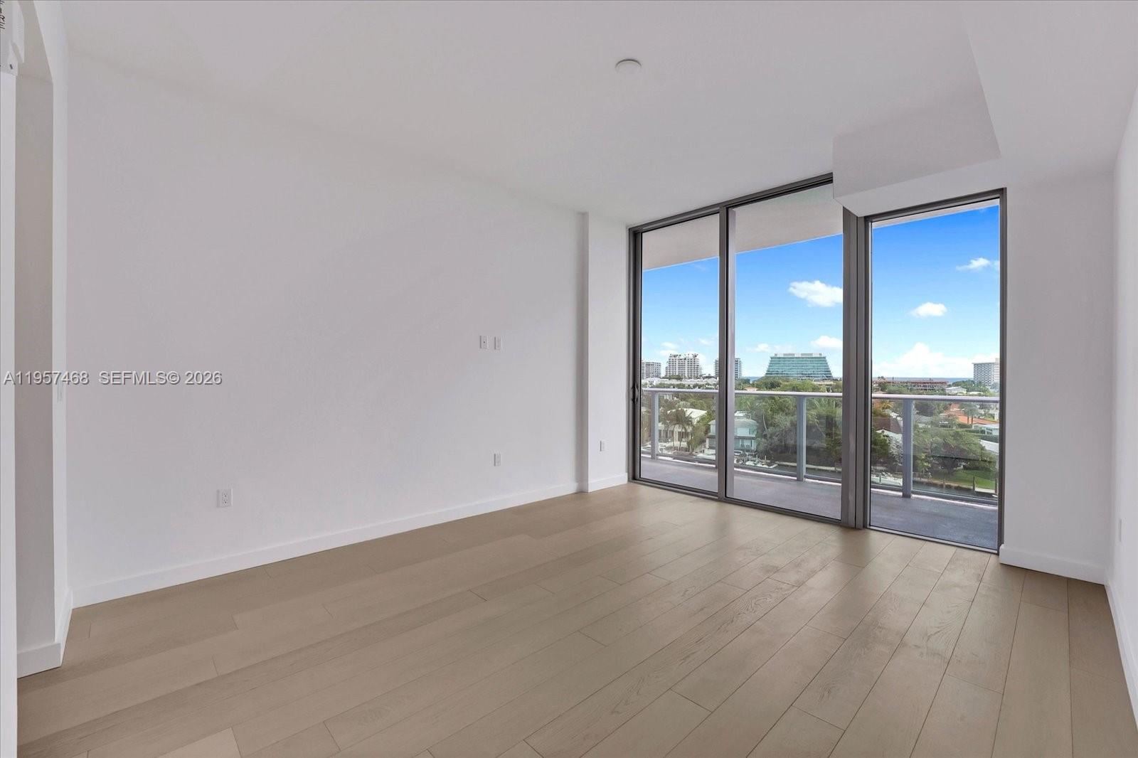 9201 E Bay Harbor Unit: LPH_711