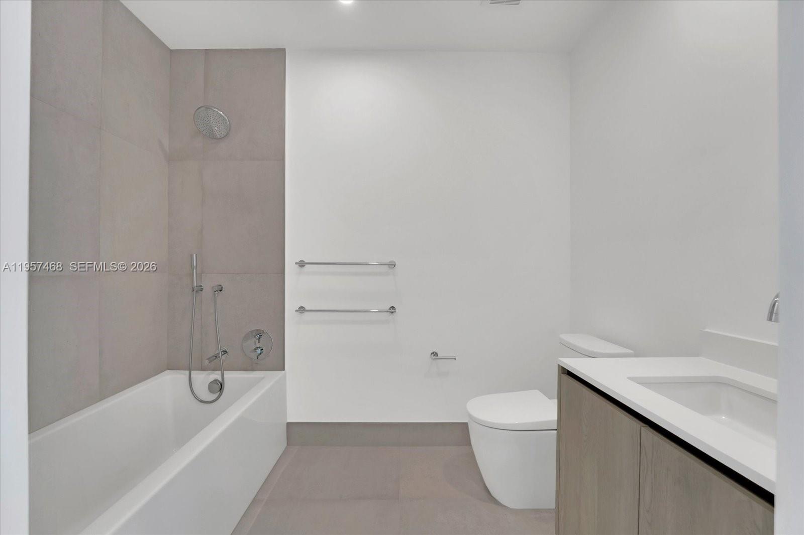 9201 E Bay Harbor Unit: LPH_711