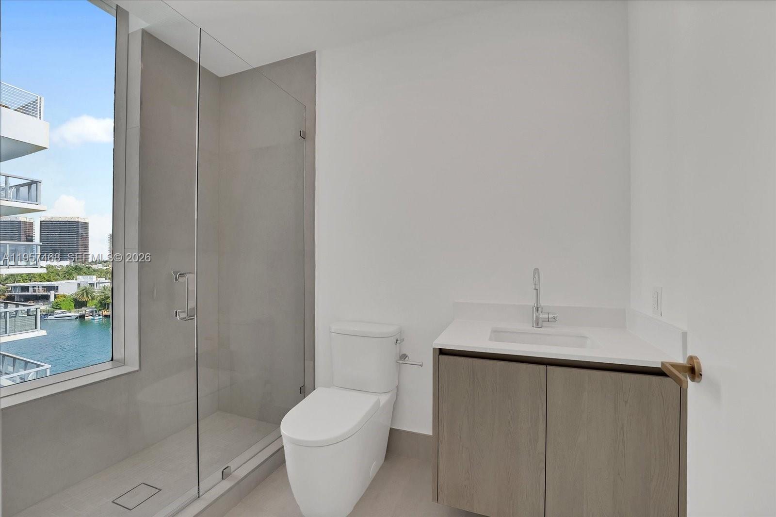 9201 E Bay Harbor Unit: LPH_711