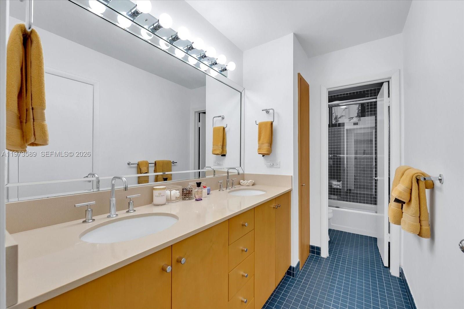 279 N Hibiscus Dr # 0