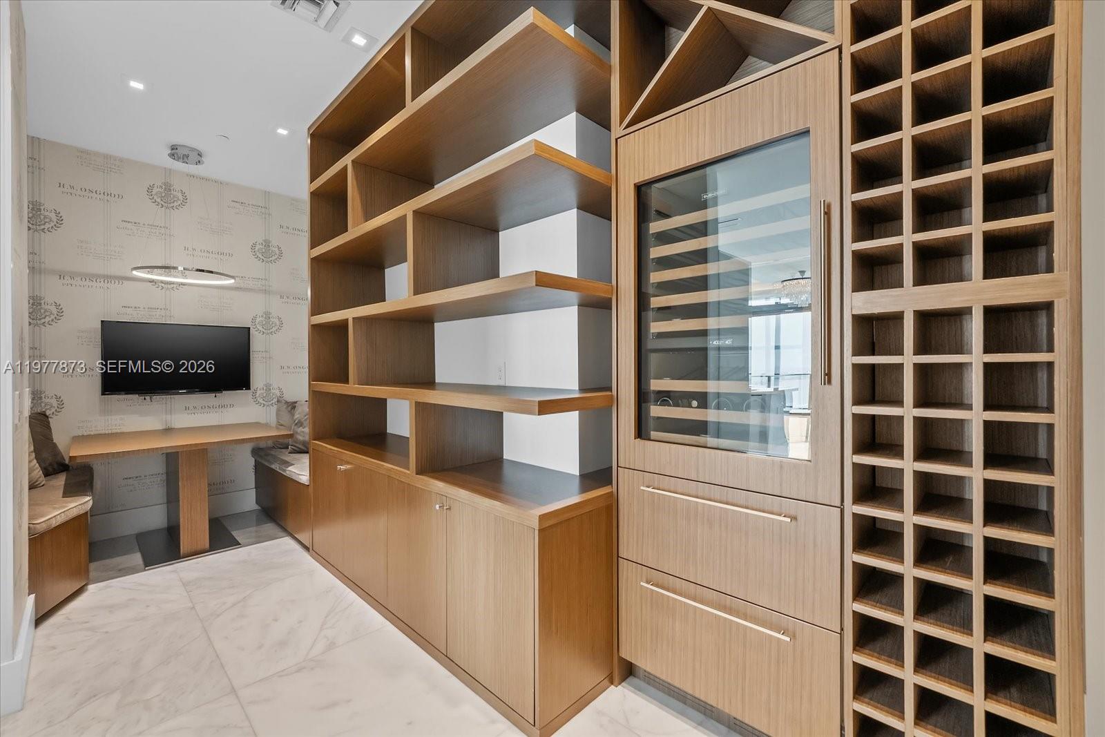 460 NE 28th St # 4104