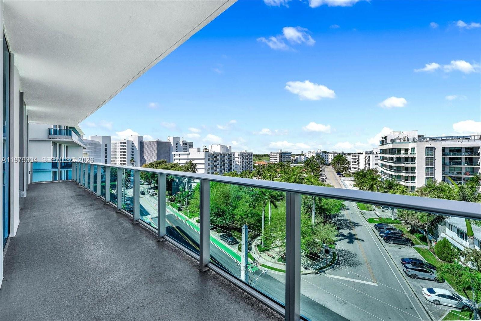 9201 E Bay Harbor Dr # 710