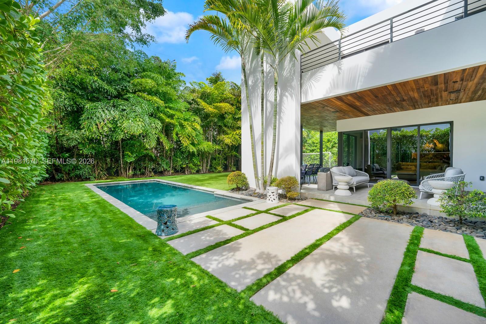 7900 SW 54th Ave