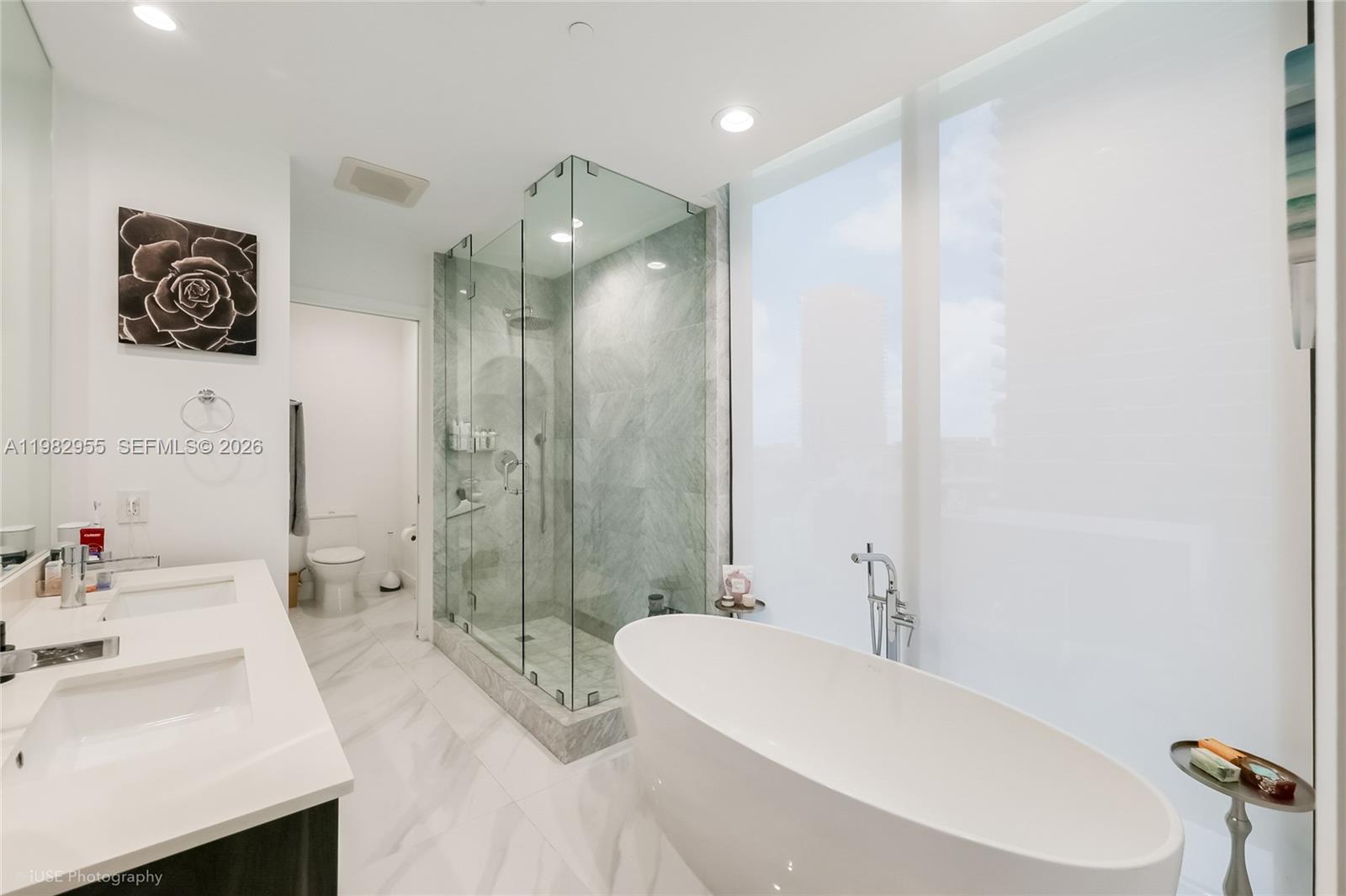 480 NE 31st St # 1007