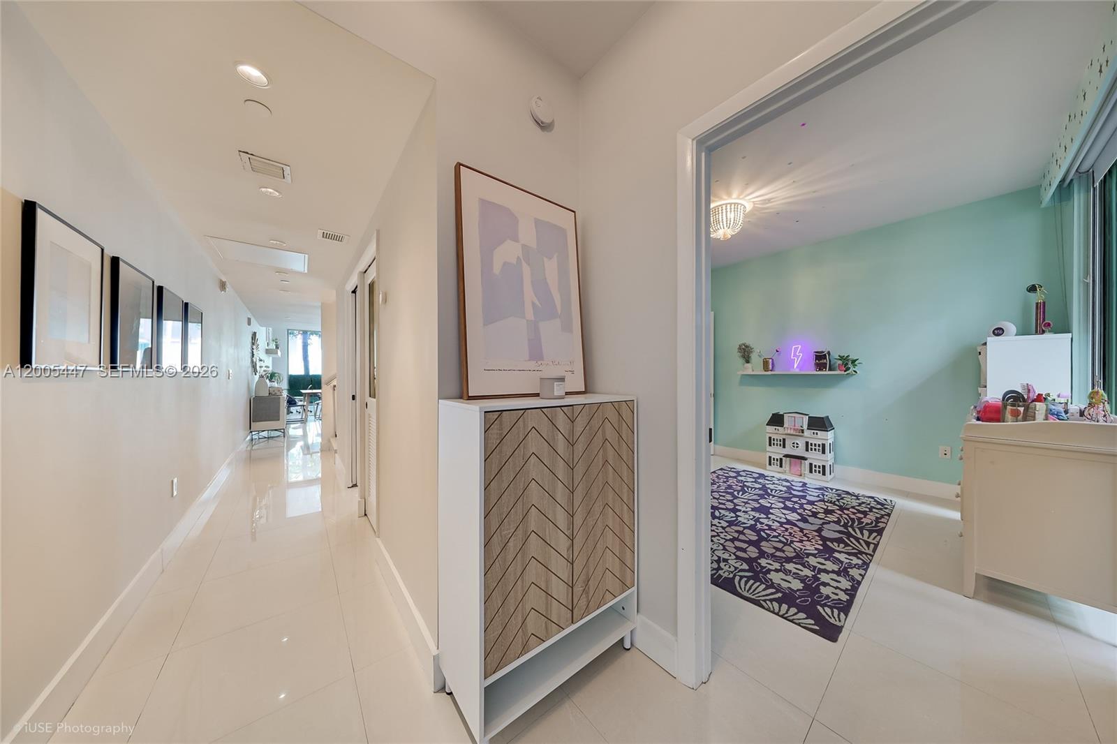 6000 Collins Ave # 118