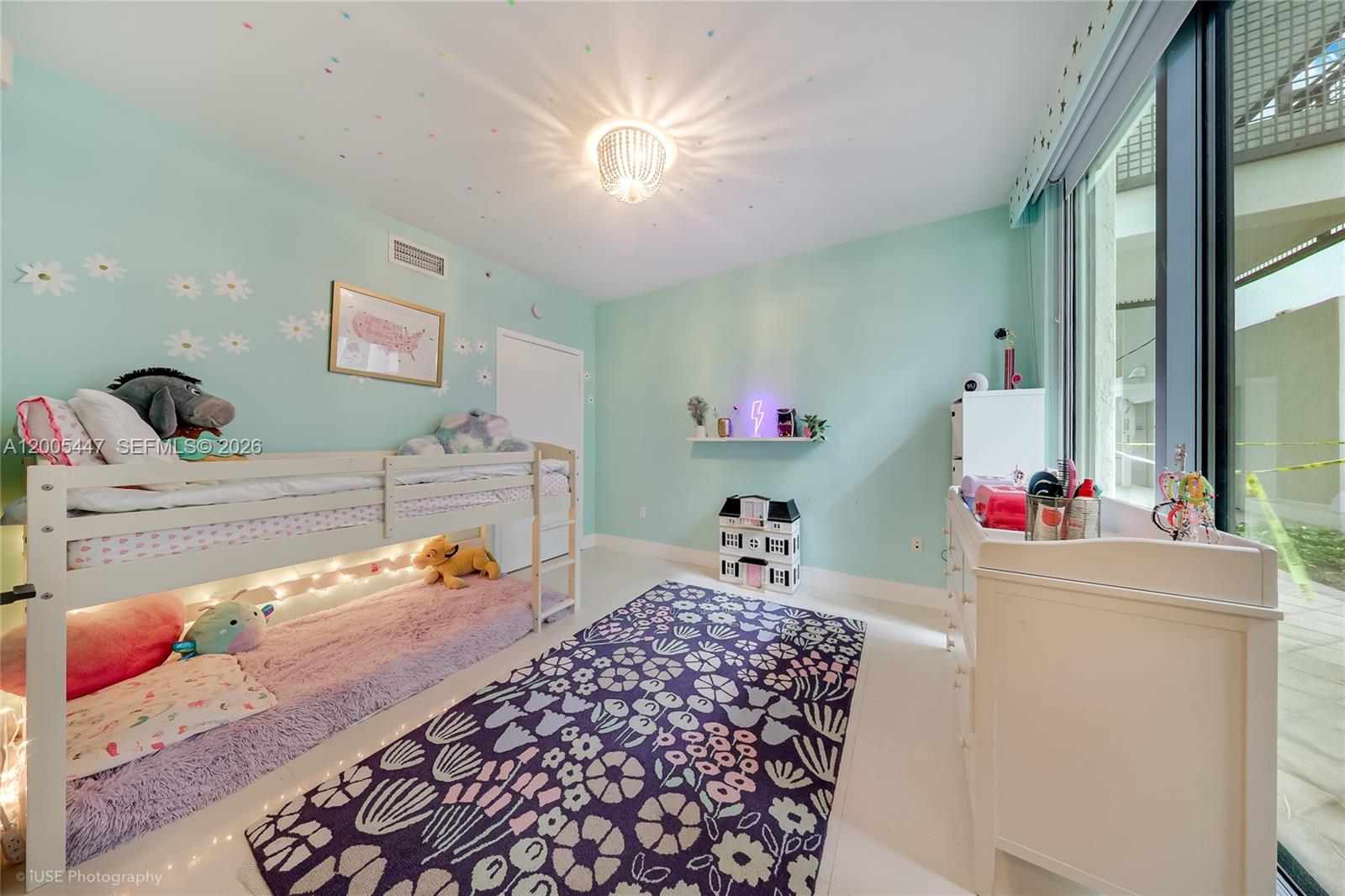 6000 Collins Ave # 118