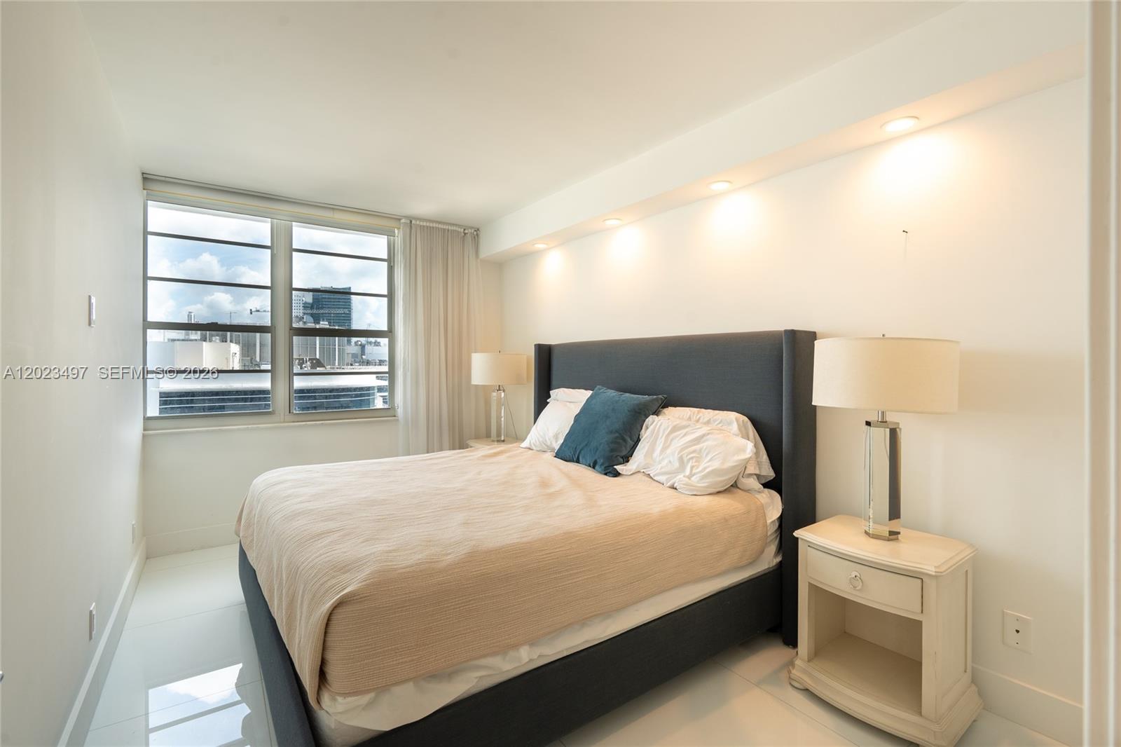 100 Lincoln Rd # 1523