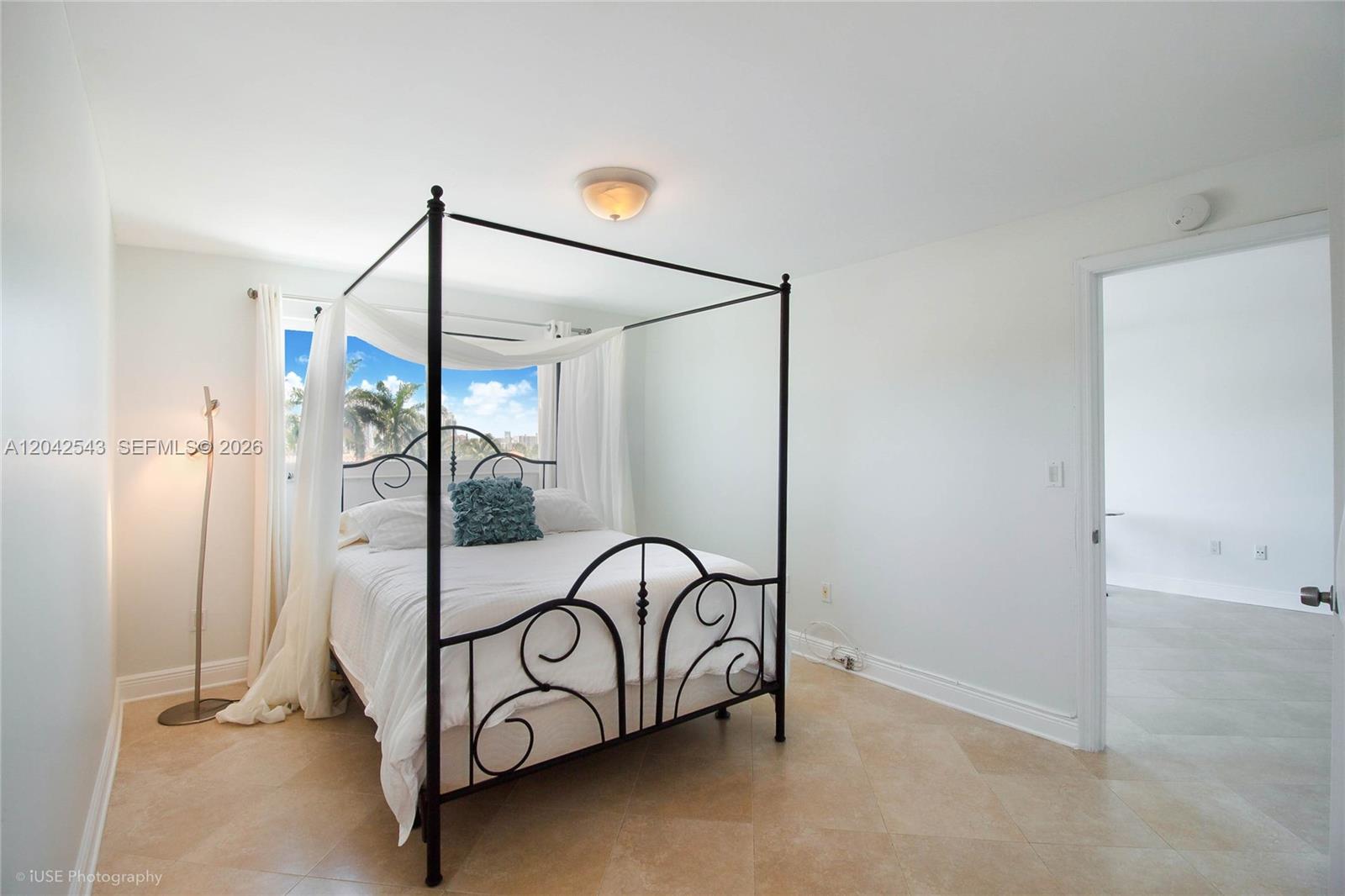 1612 Jefferson Ave Unit: PH03