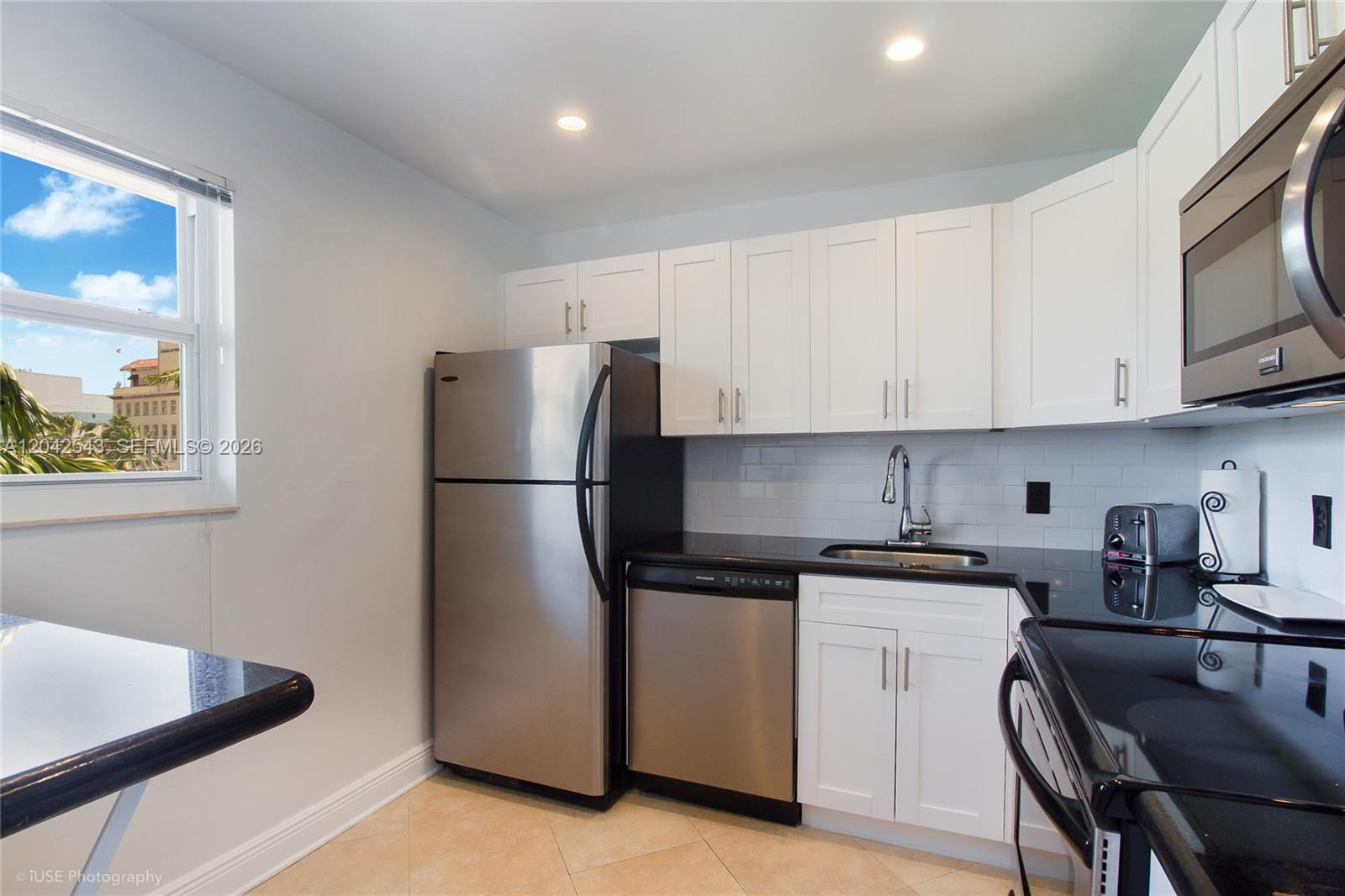 1612 Jefferson Ave Unit: PH03
