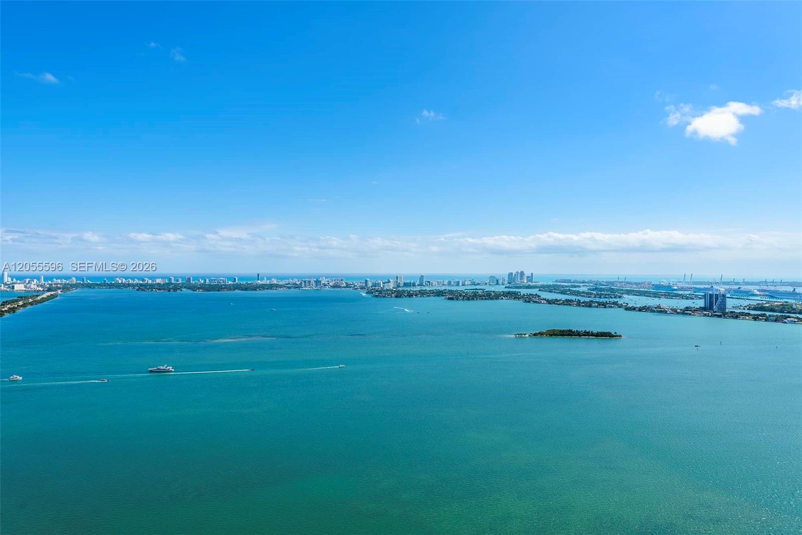 650 NE 32nd St Unit: PH5201