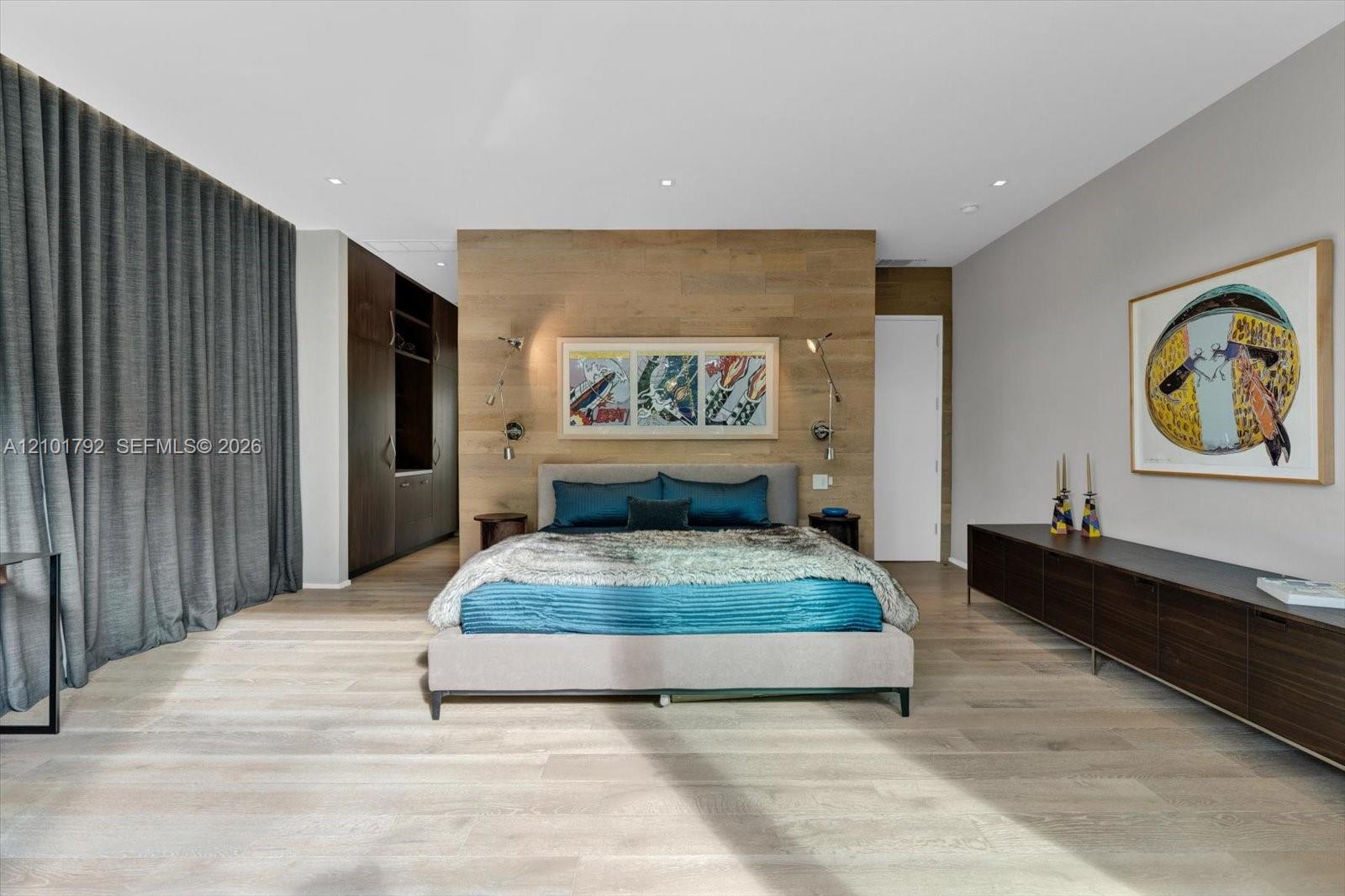 4322 Nautilus Dr