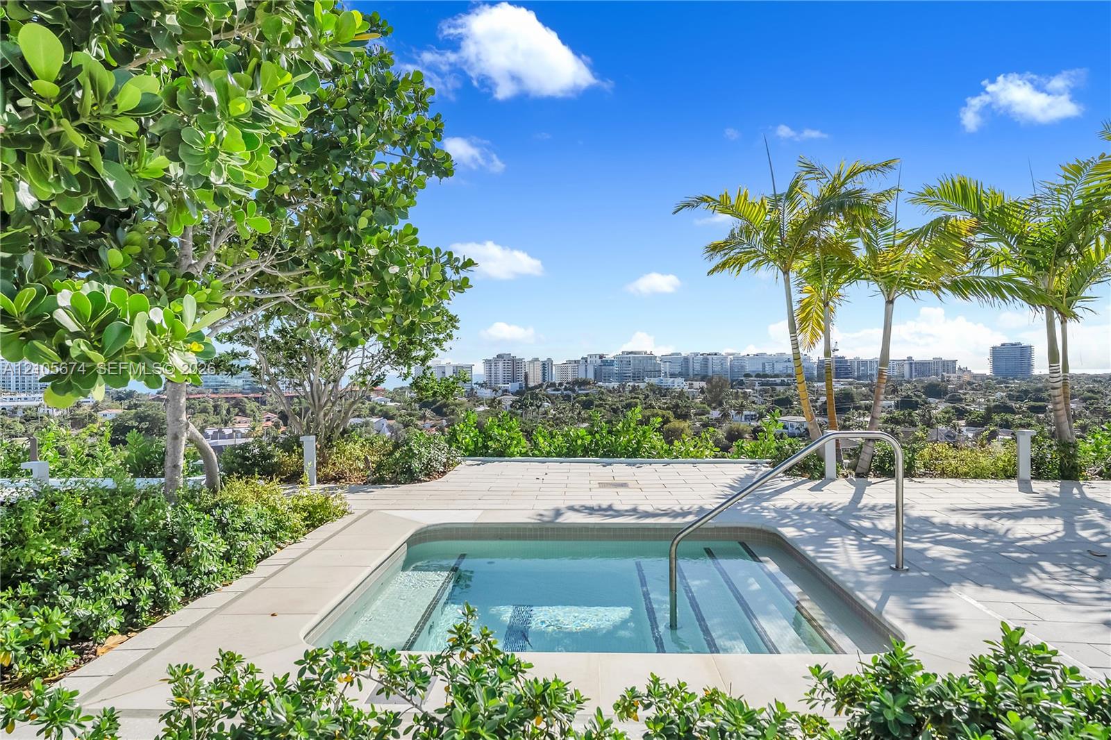 9201 E Bay Harbor Dr # 710