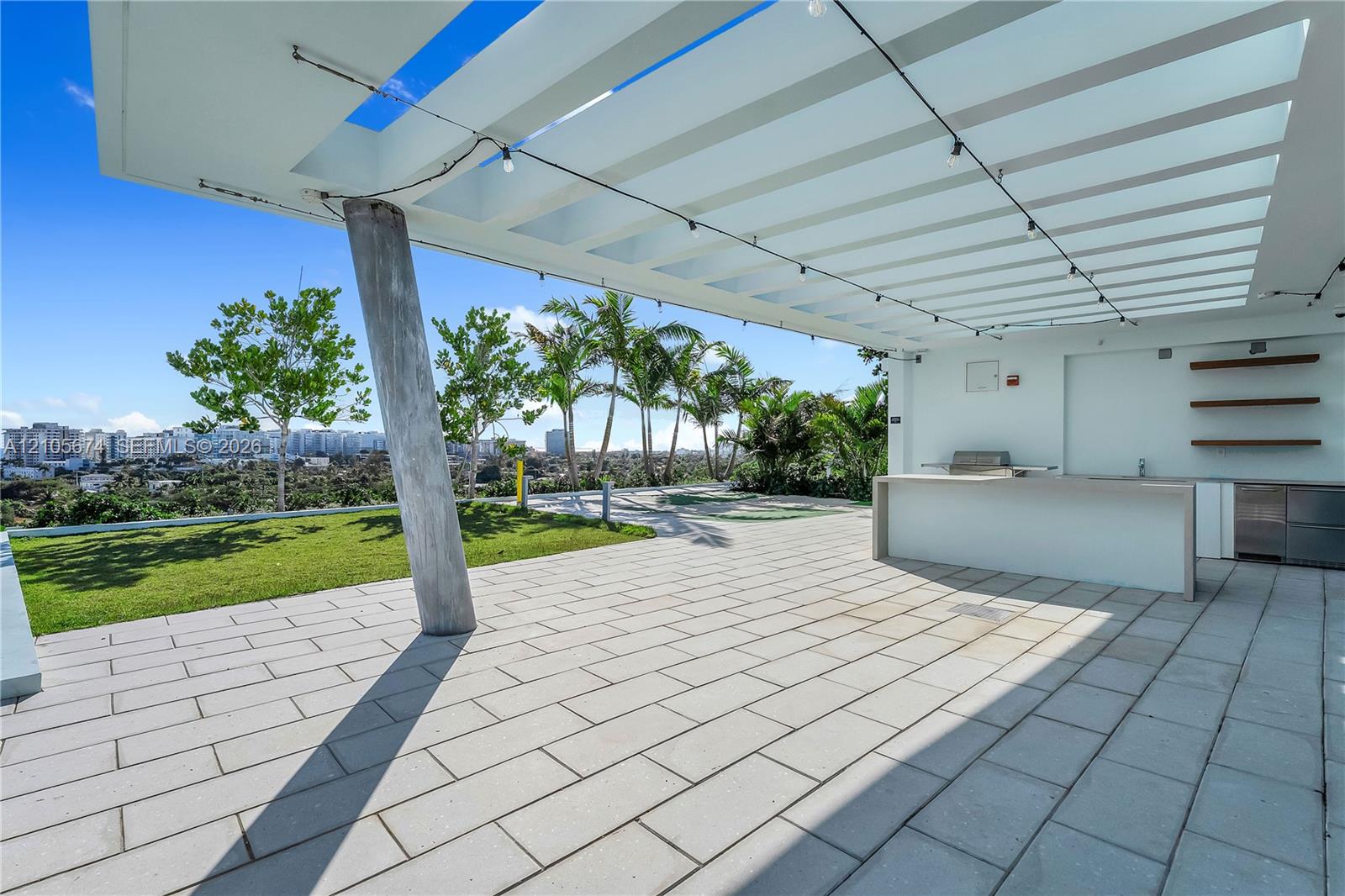 9201 E Bay Harbor Dr # 710