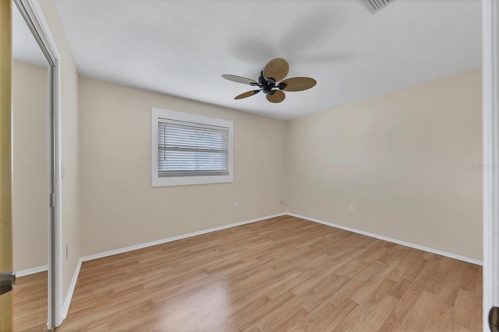 6737 ROXBURY DR