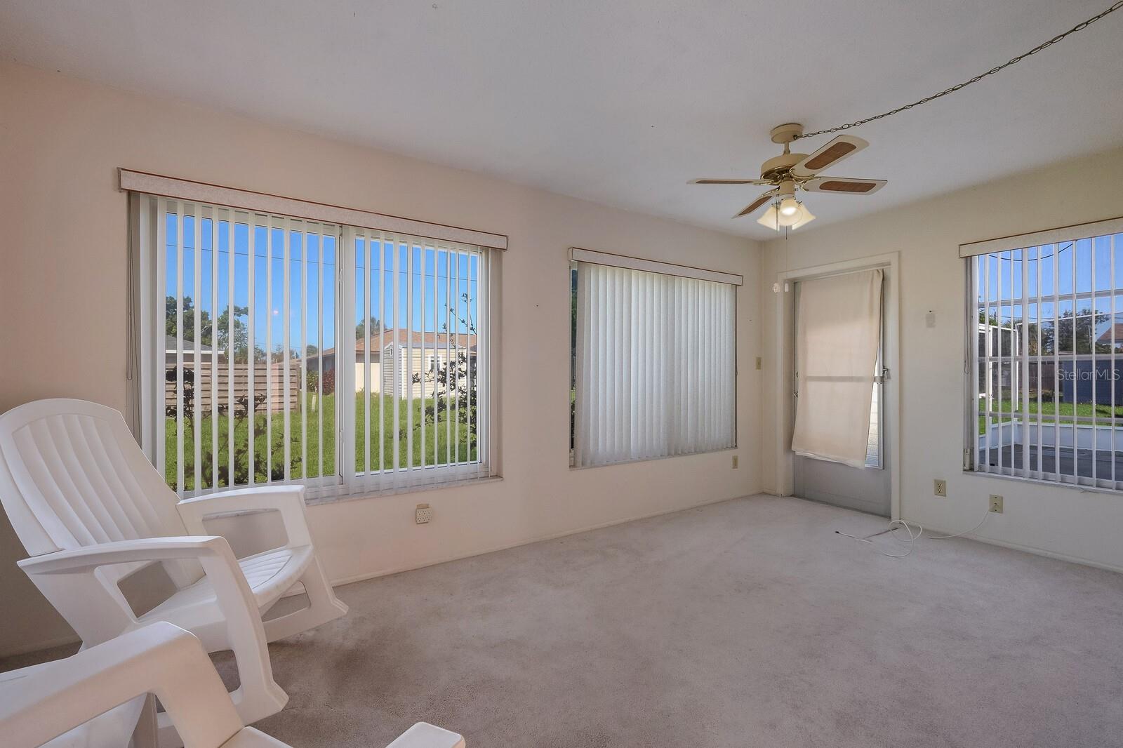 257 MOUNT VERNON DR
