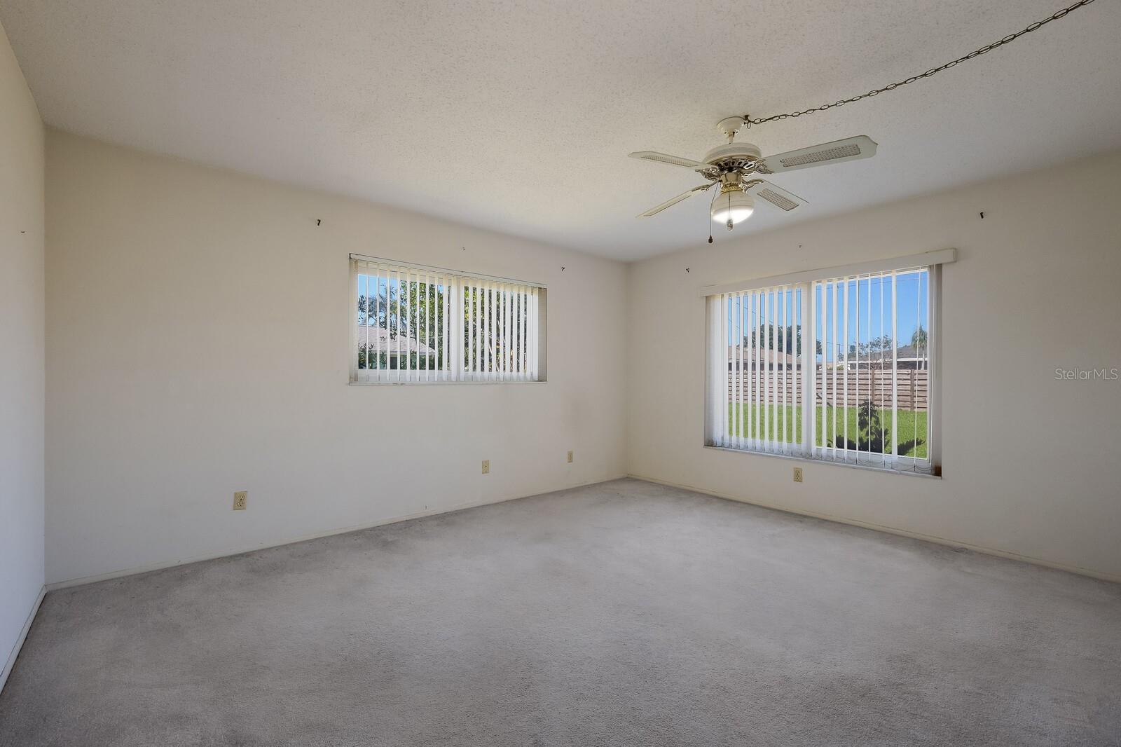257 MOUNT VERNON DR