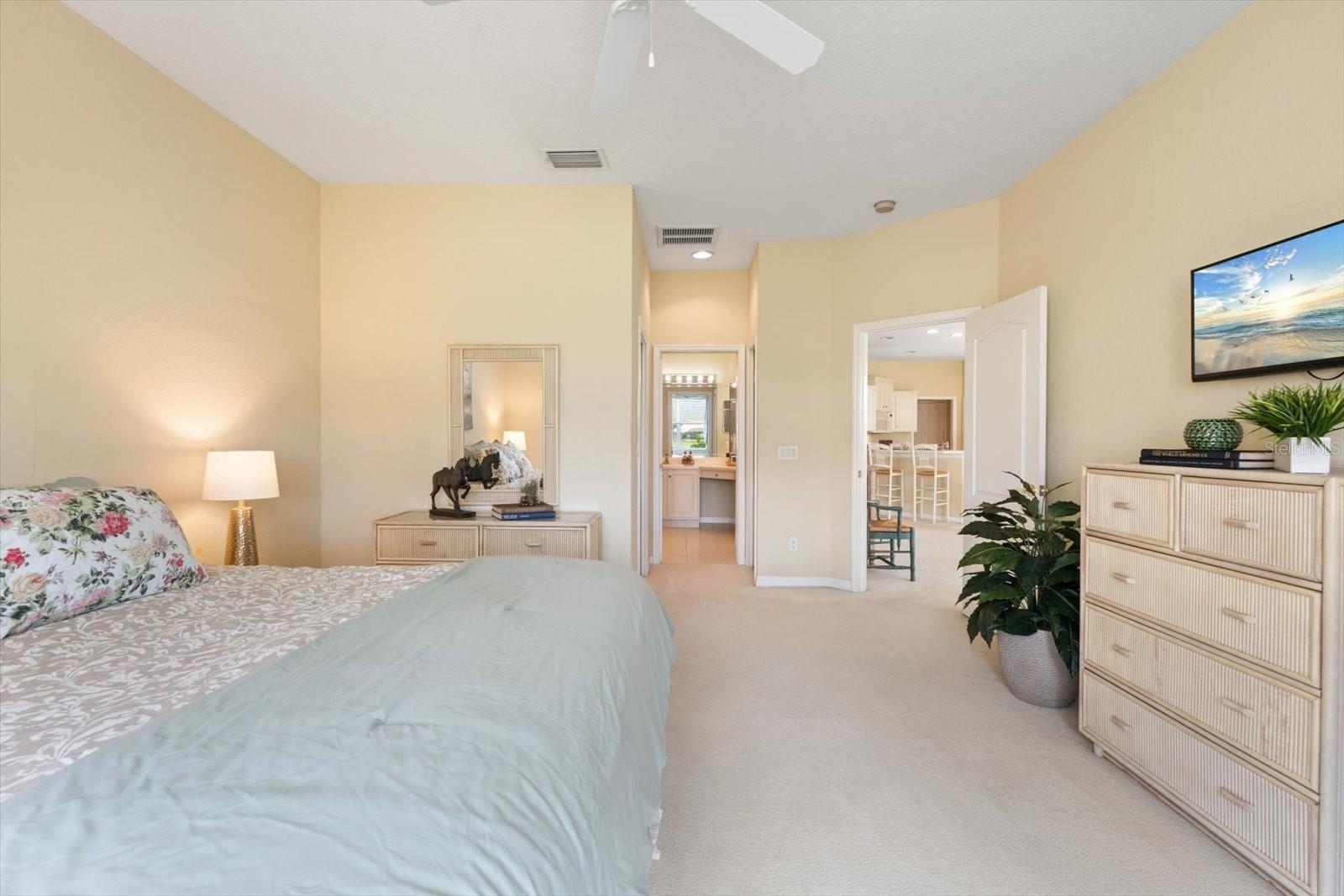 346 FAIRWAY ISLES LN