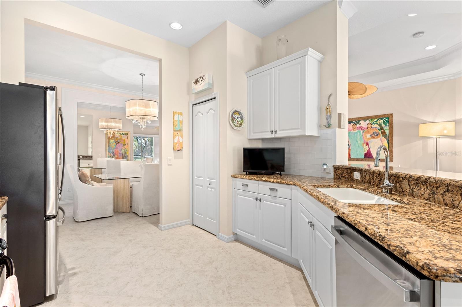 12121 THORNHILL CT