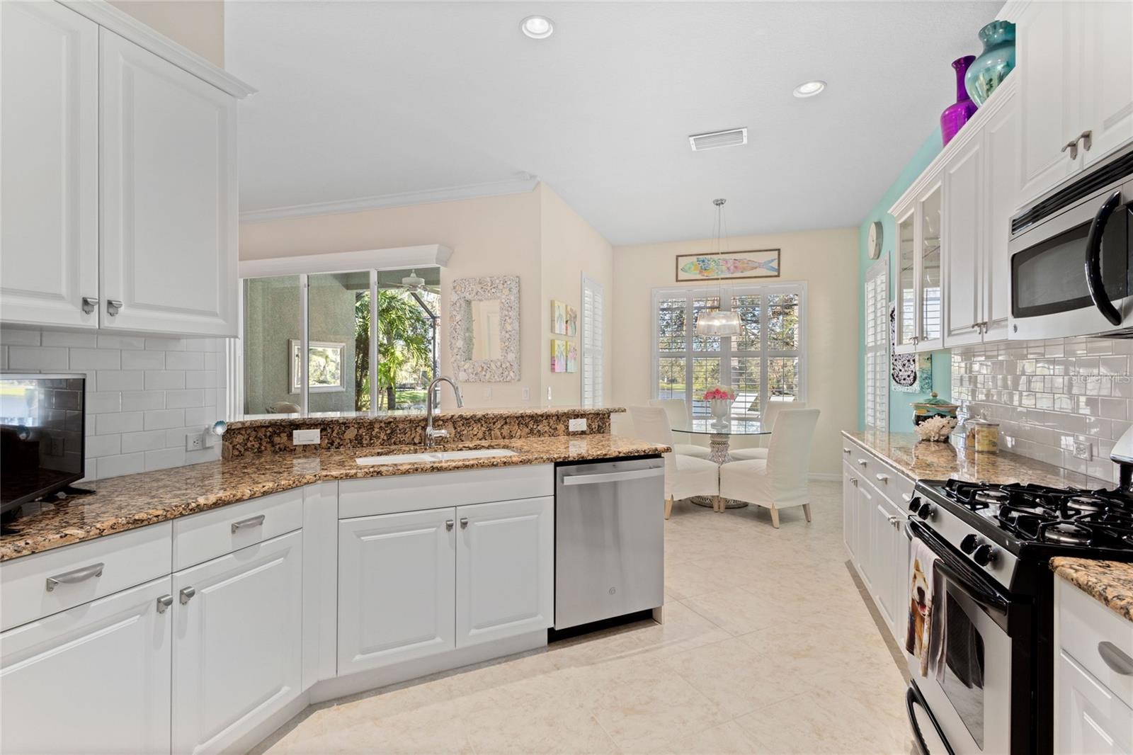 12121 THORNHILL CT