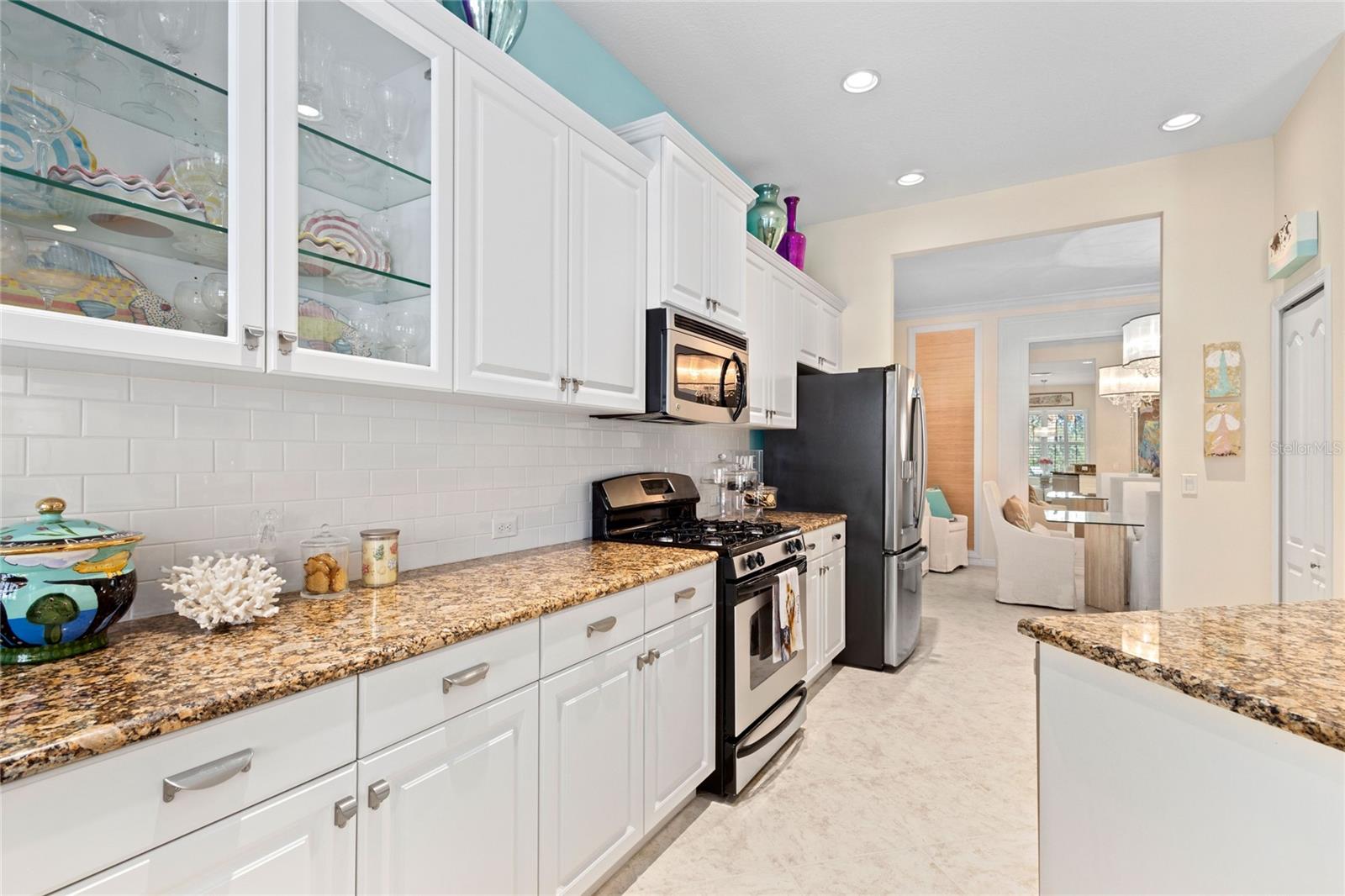 12121 THORNHILL CT