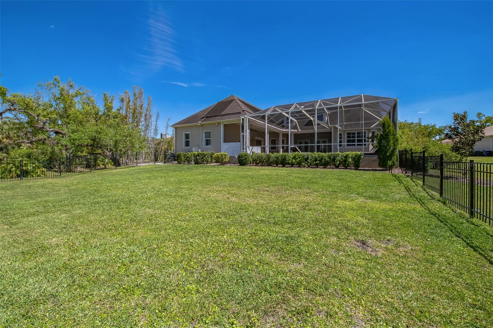 1570 OAKFORD RD
