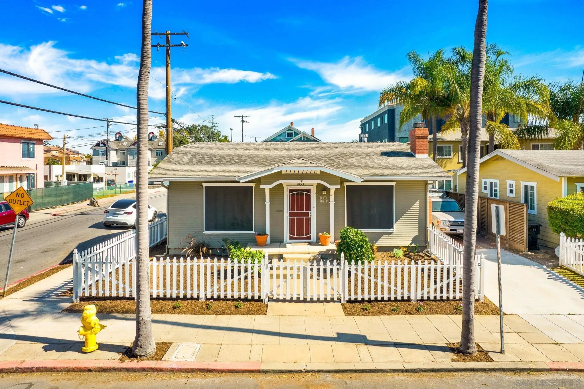 4193 4th Ave