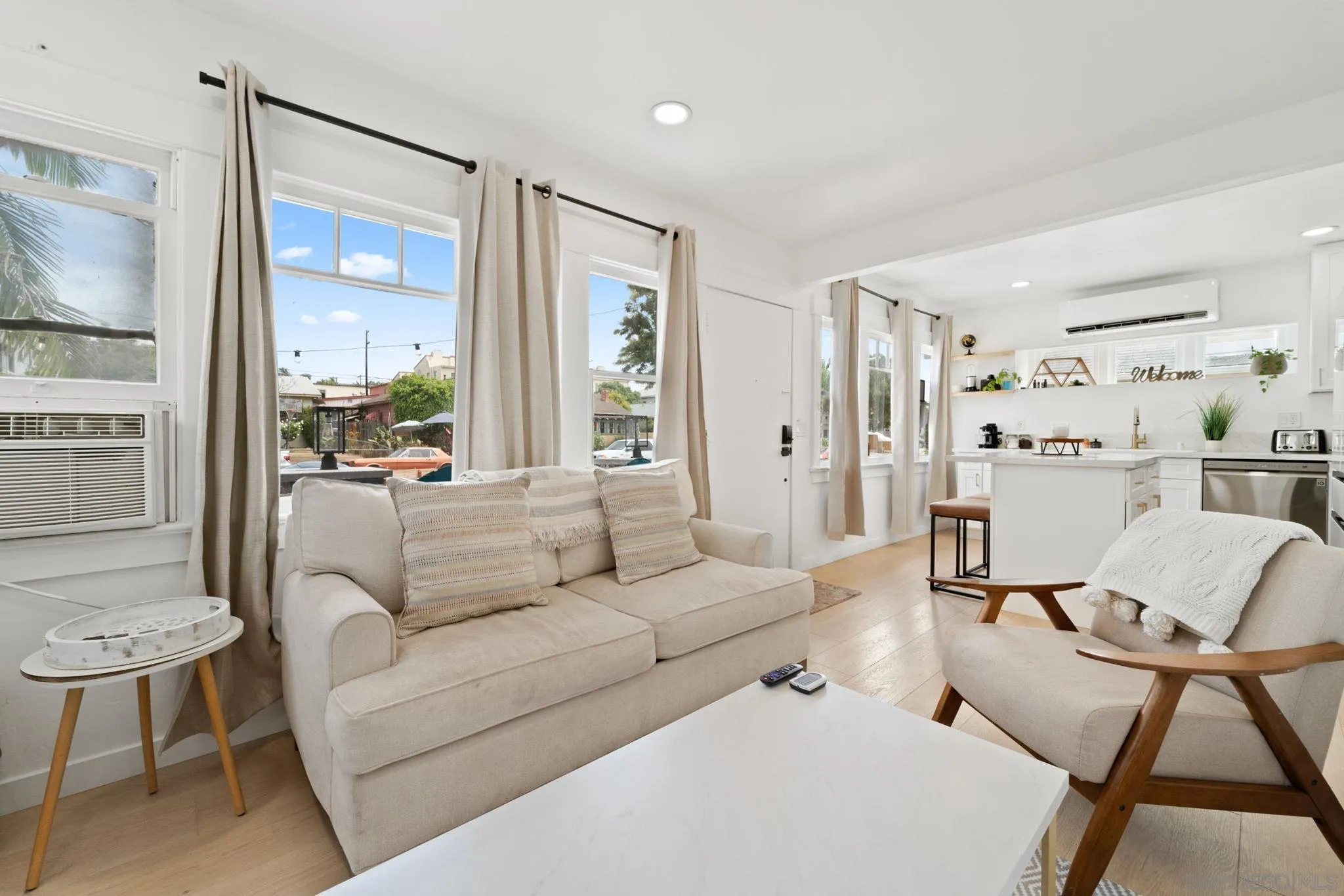 3780-82 Arizona St