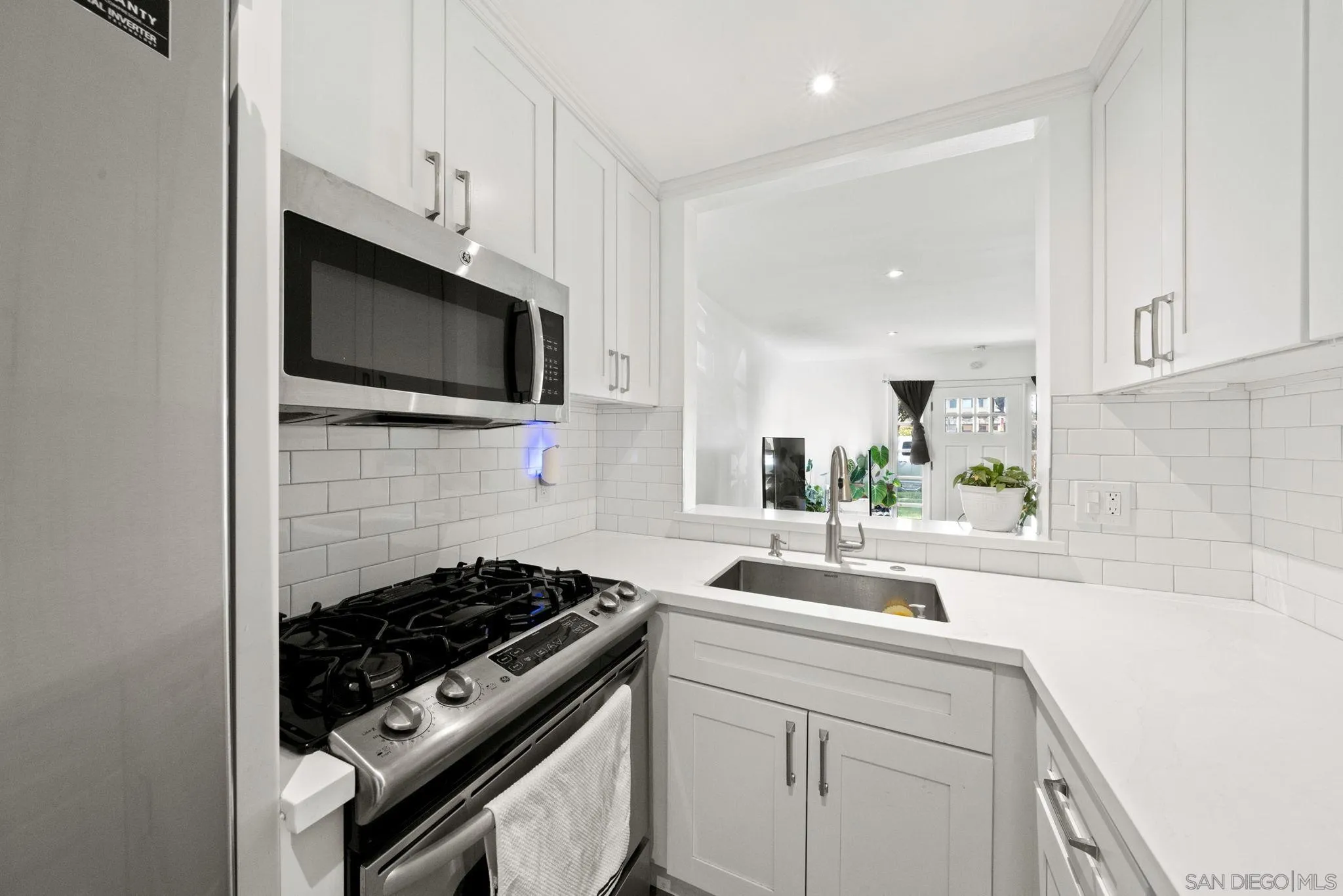 410 Woodlawn Ave Unit A