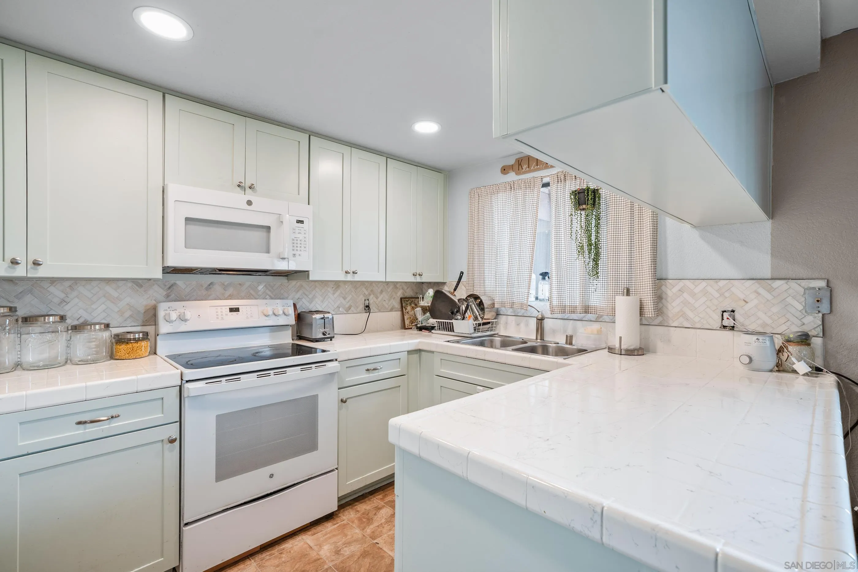 1164 Decker St Unit Unit A