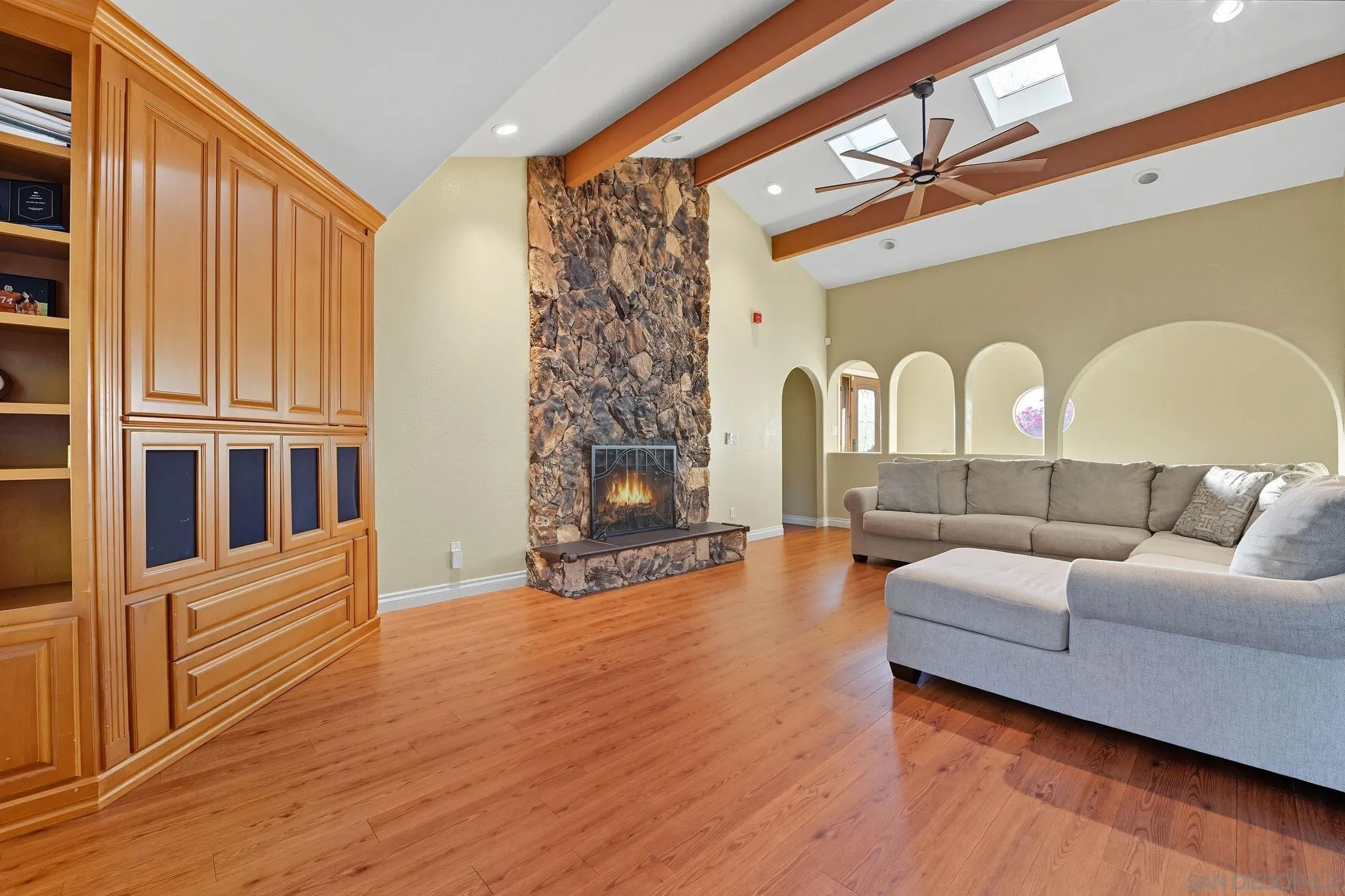 1206 Thistle Braes Ter