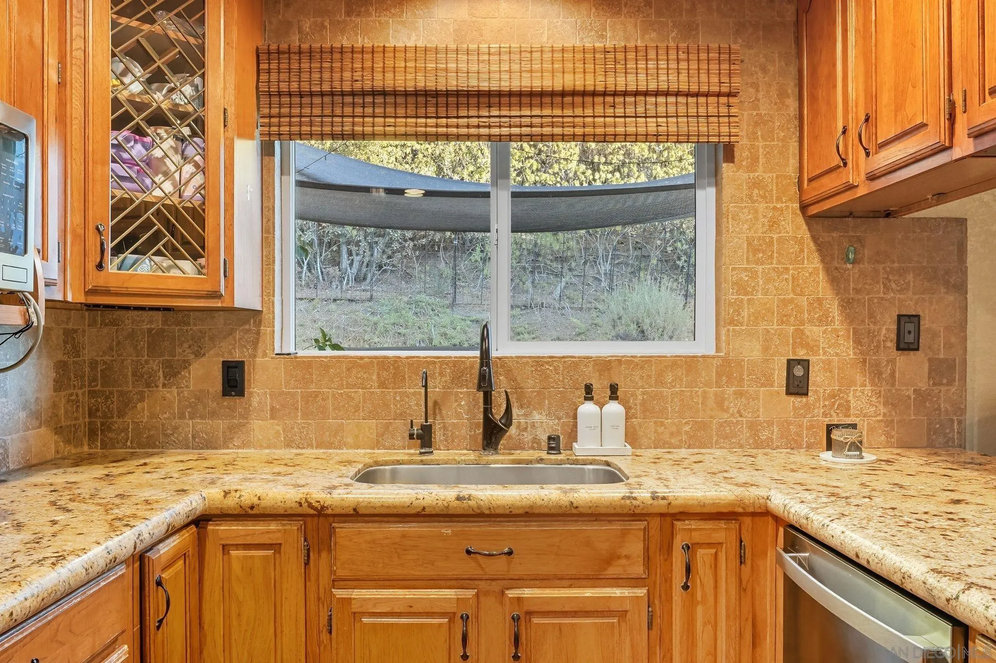 1206 Thistle Braes Ter