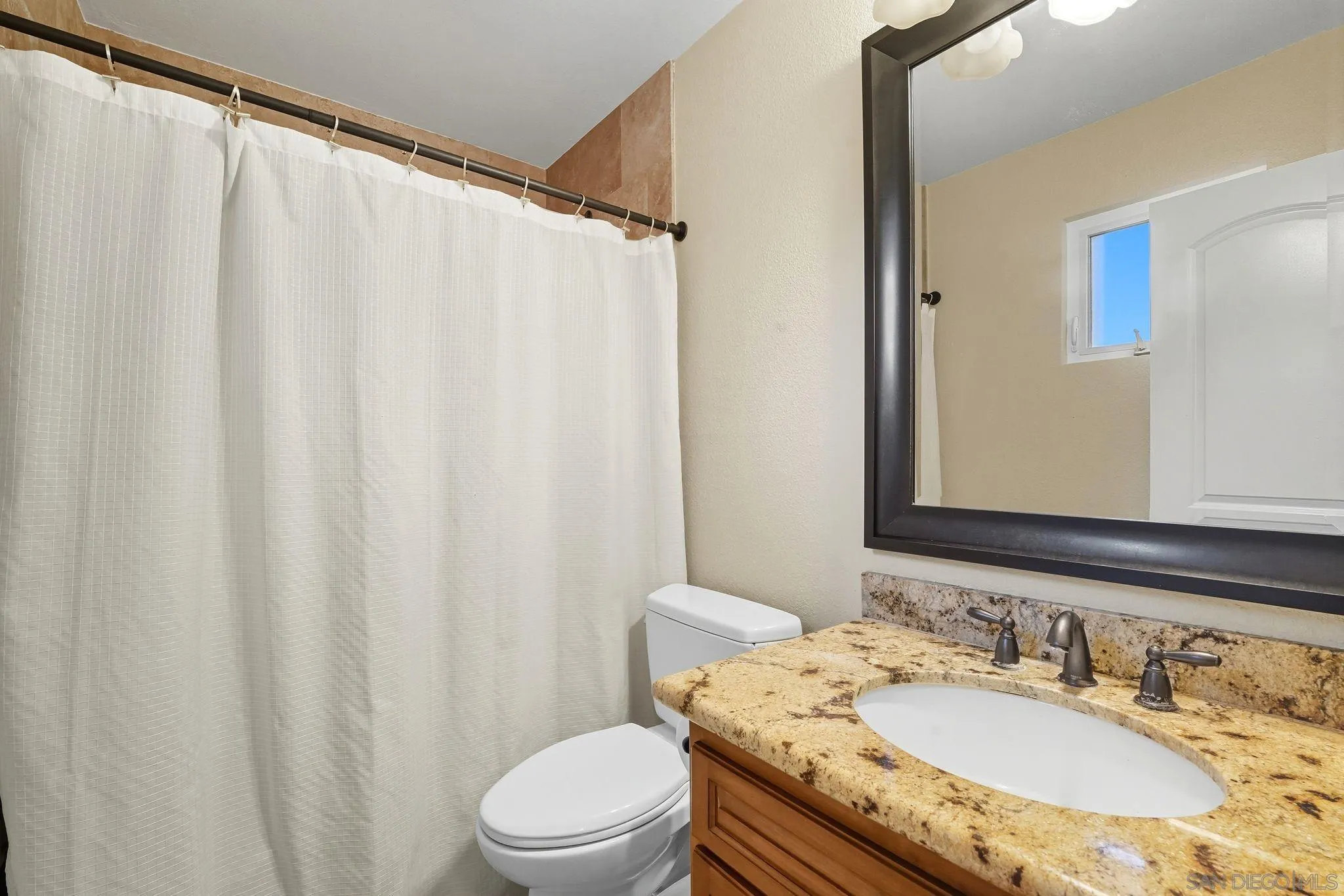 1206 Thistle Braes Ter
