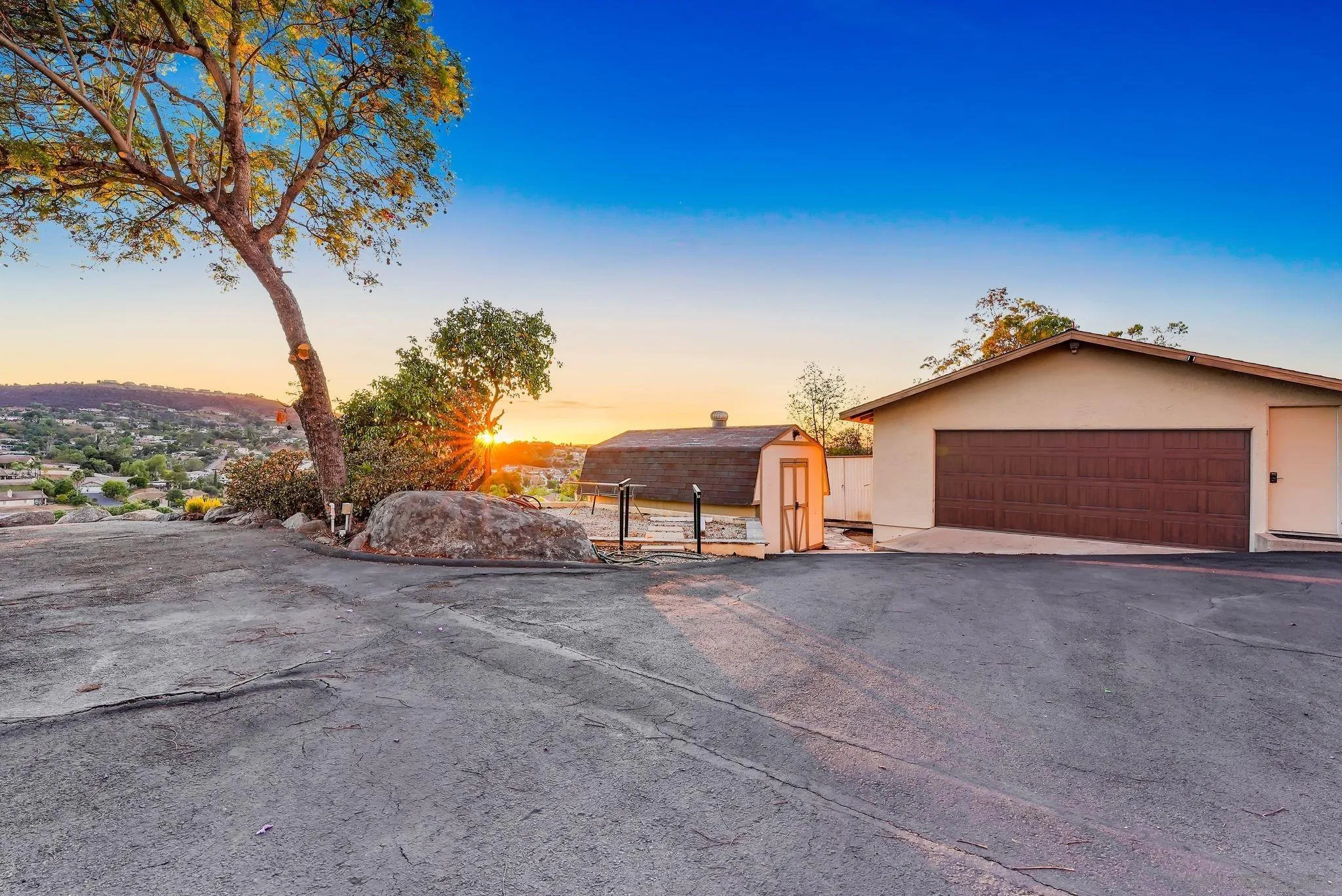 1206 Thistle Braes Ter
