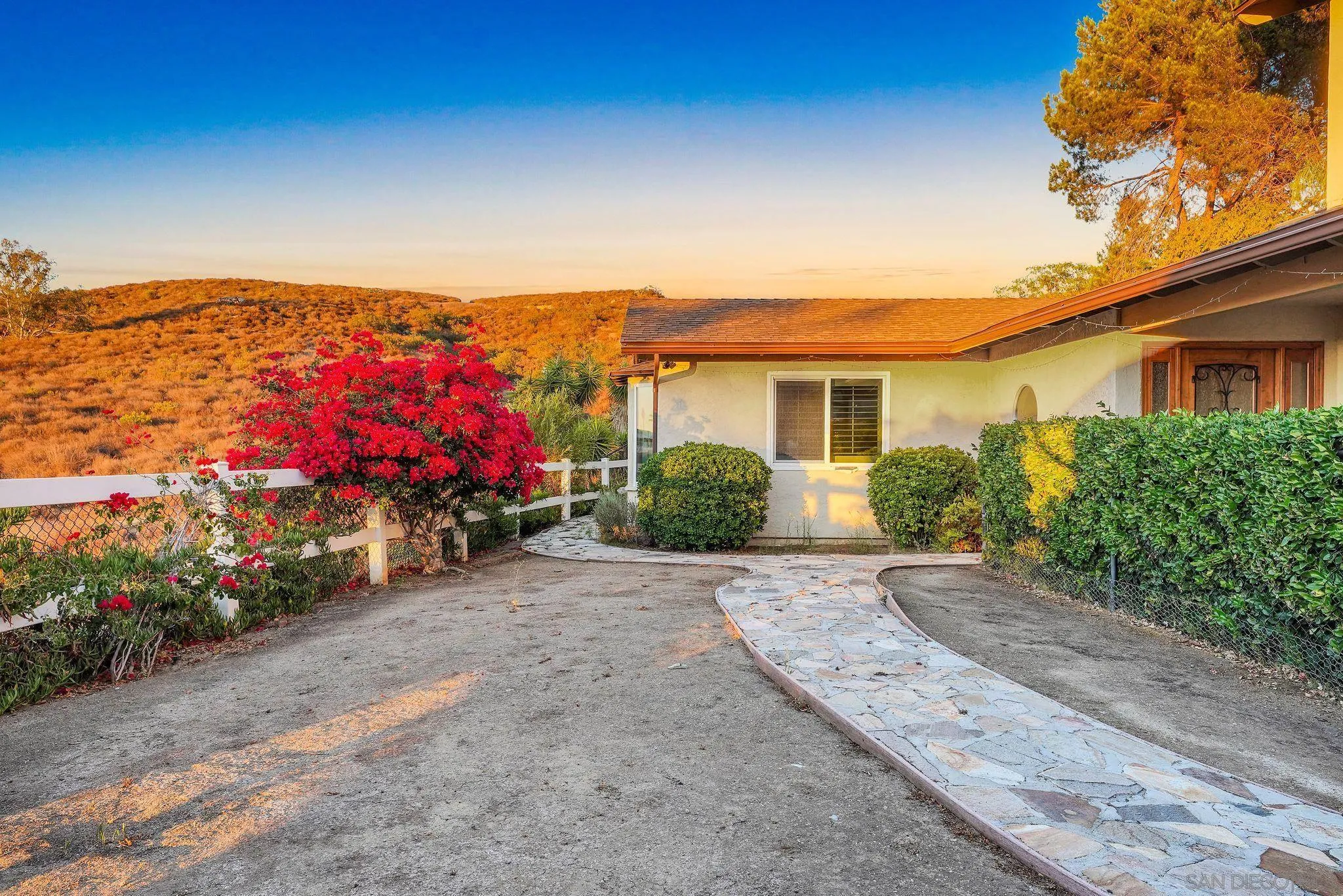 1206 Thistle Braes Ter