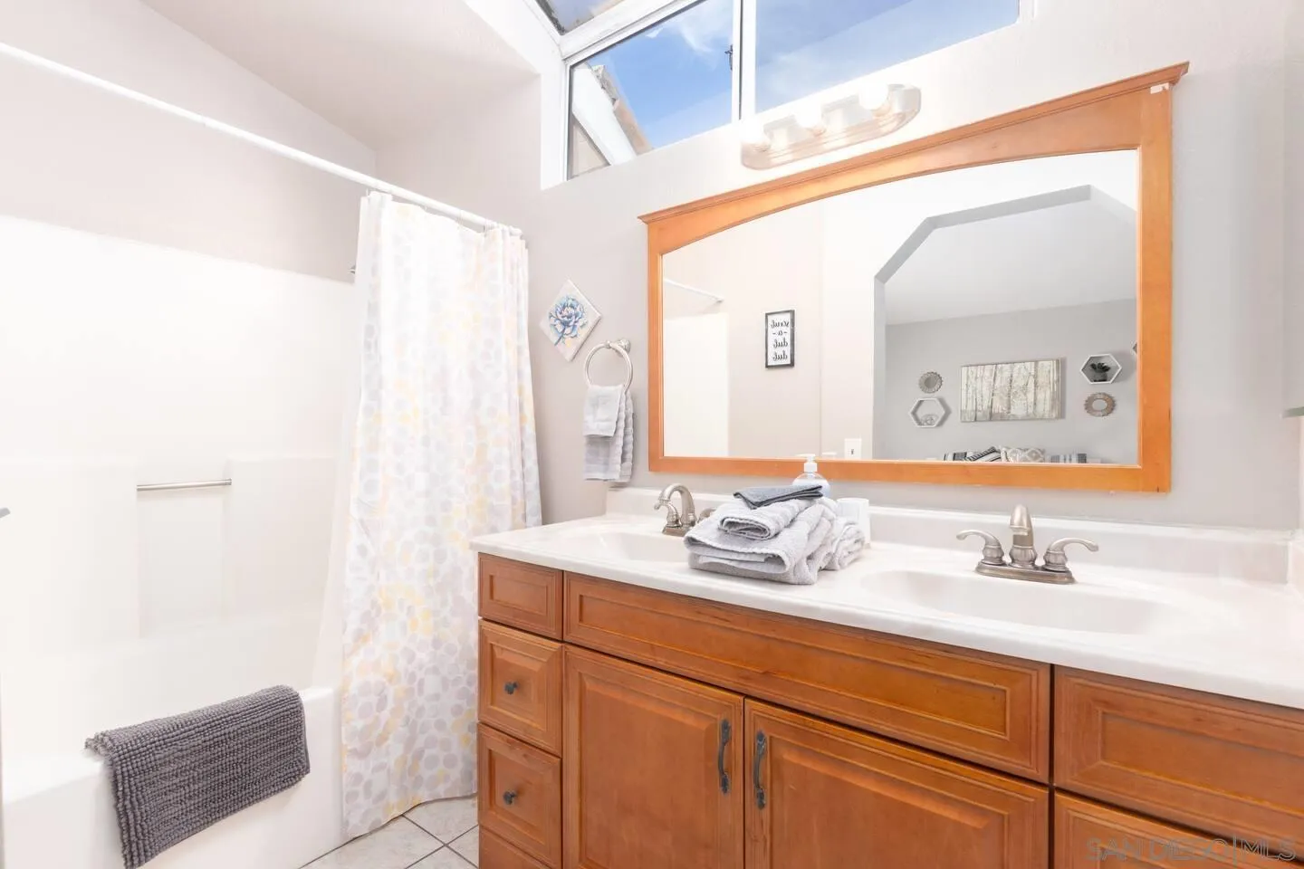 24643 Leafwood Dr, Murrieta