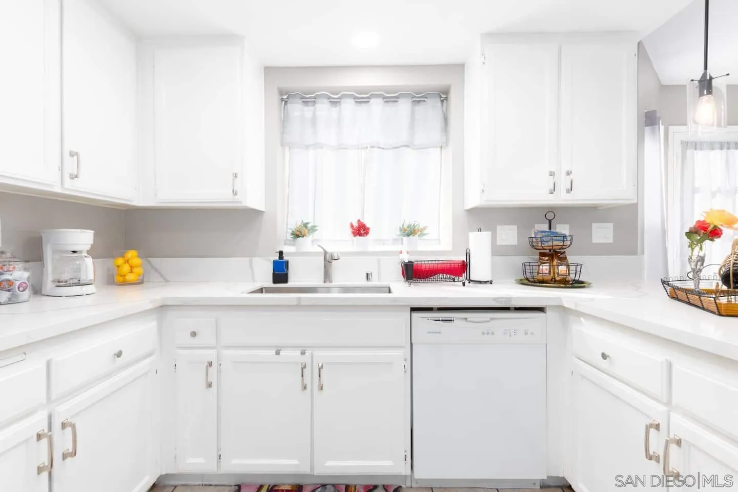 24643 Leafwood Dr, Murrieta