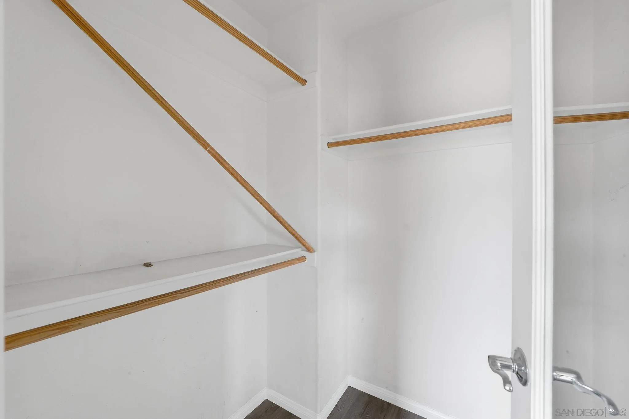 17 Via Montisi