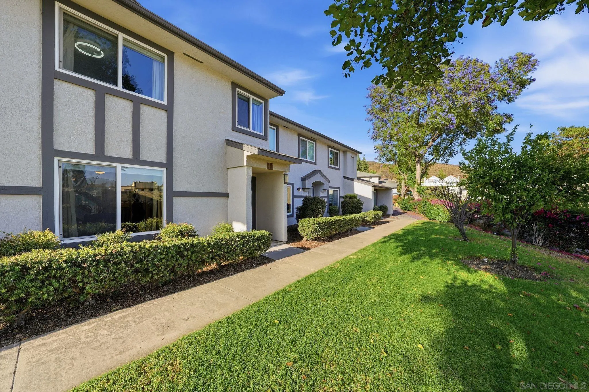 10320 Del Coronado Ln