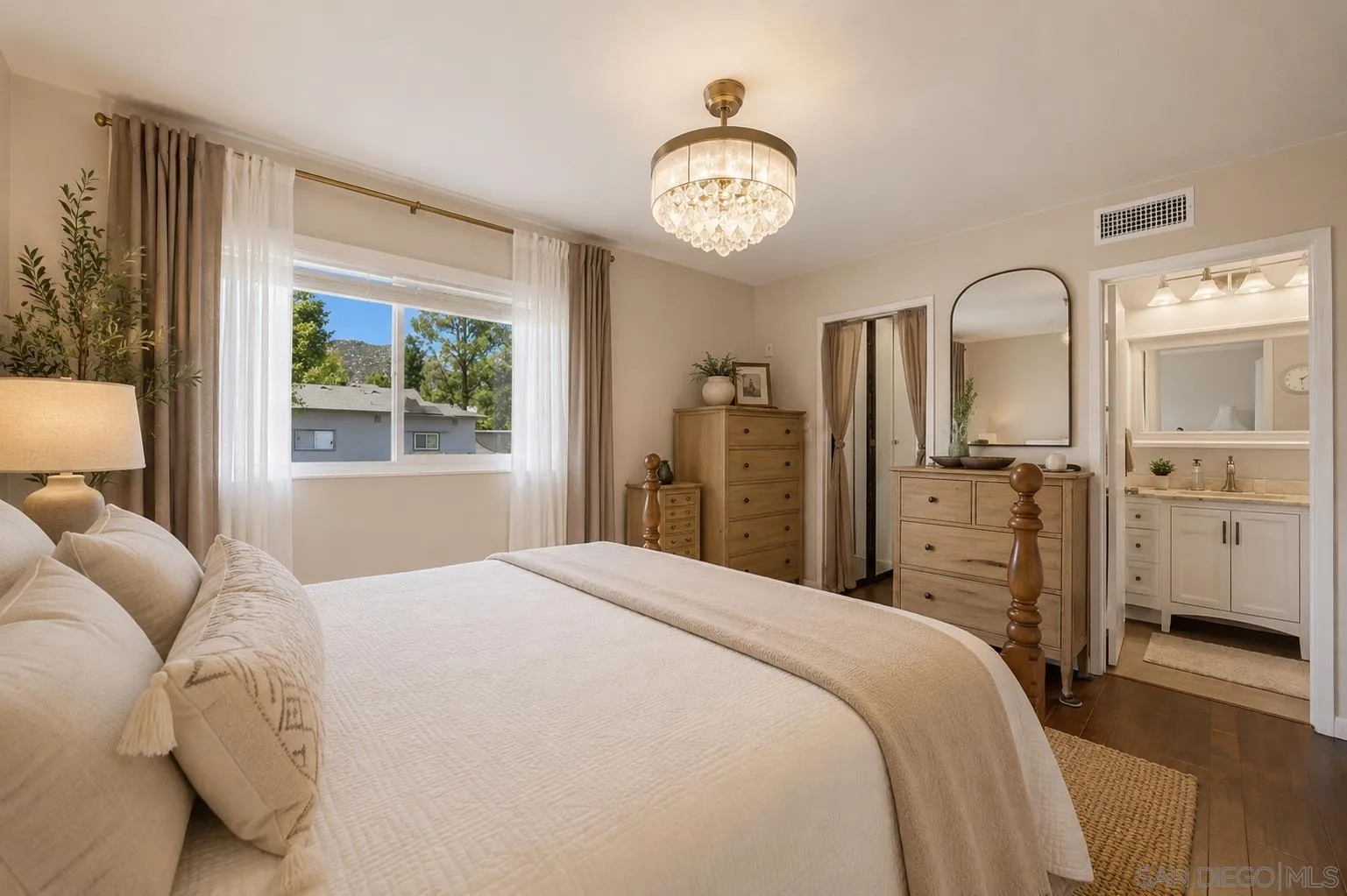 10320 Del Coronado Ln