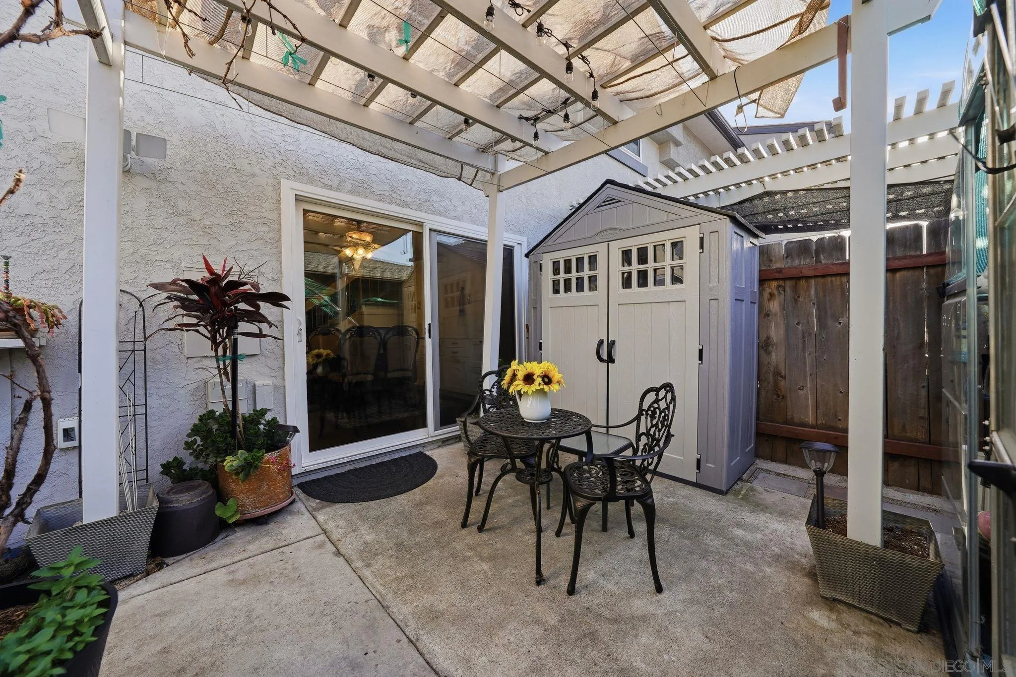 10320 Del Coronado Ln