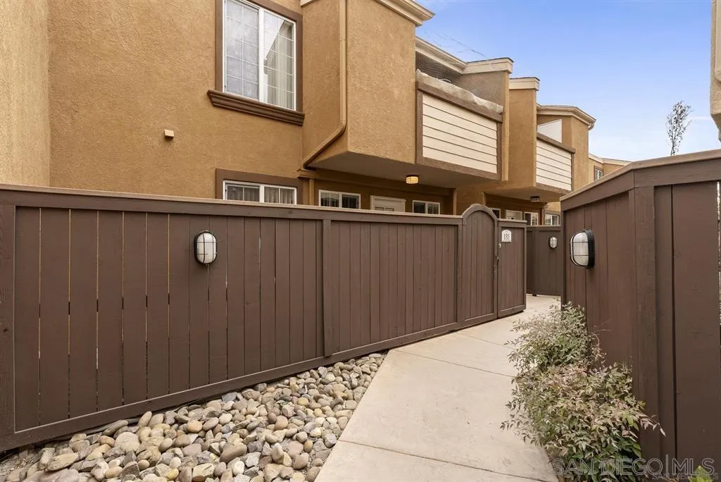 5252 Balboa Arms Dr Unit 280