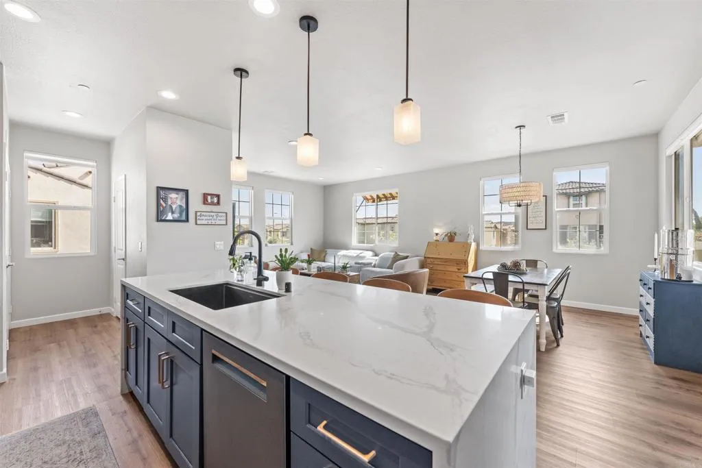 1404 Santa Victoria Road Unit 1