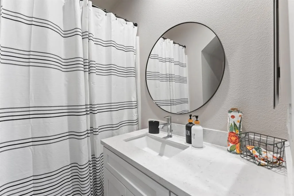 1404 Santa Victoria Road Unit 1