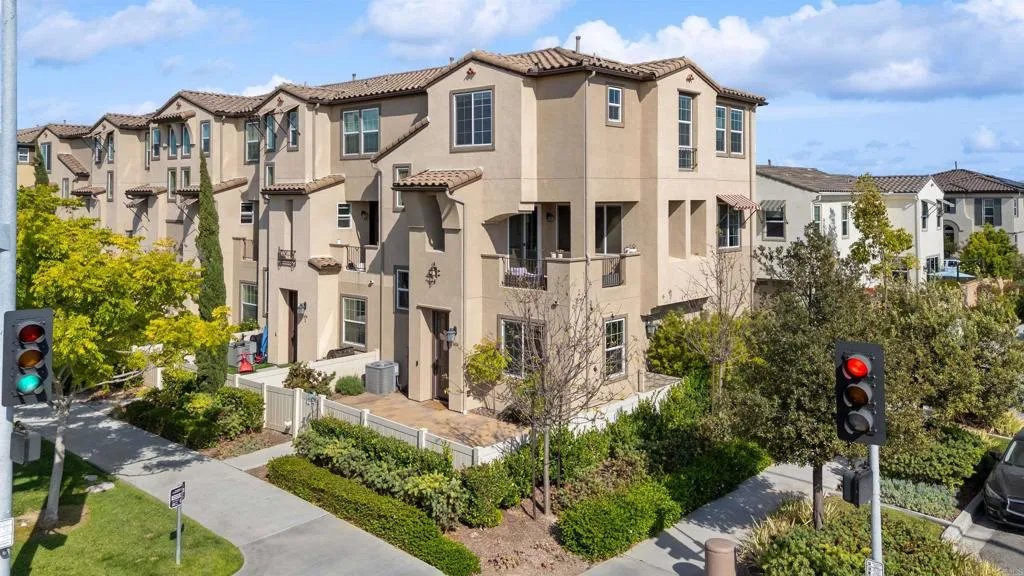 1404 Santa Victoria Road Unit 1