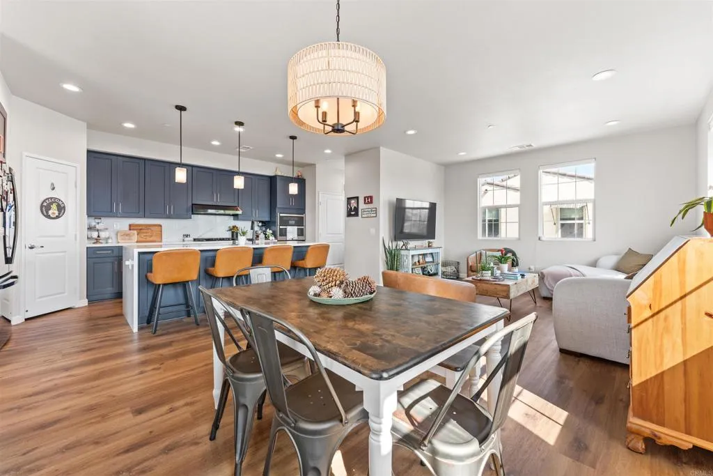 1404 Santa Victoria Road Unit 1