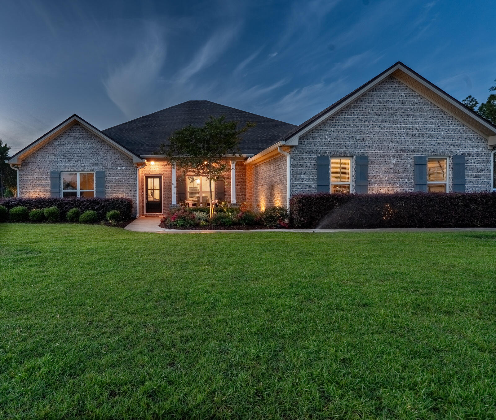 810 Brushed Dune Circle