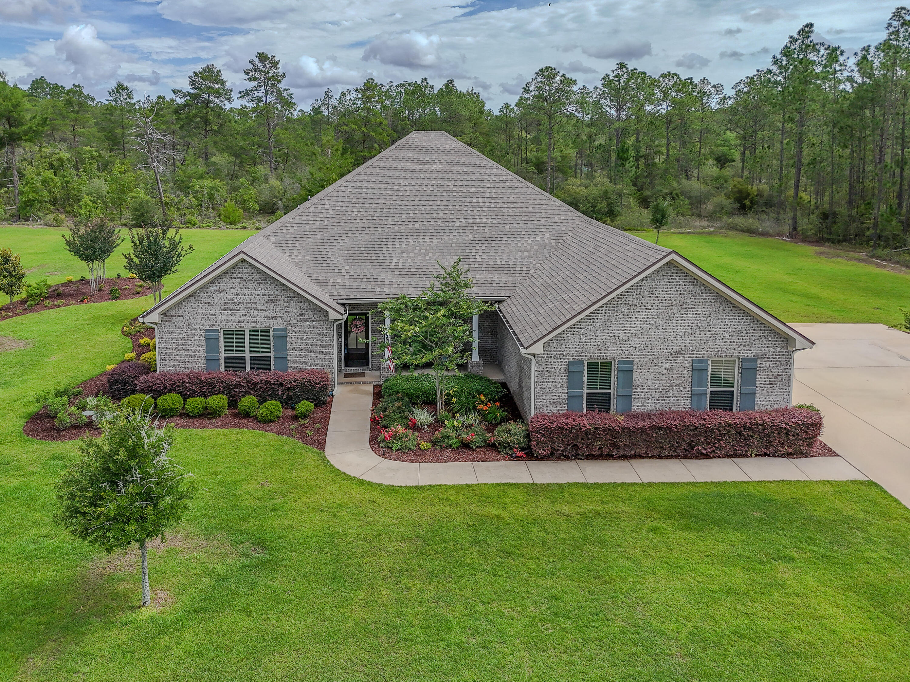 810 Brushed Dune Circle