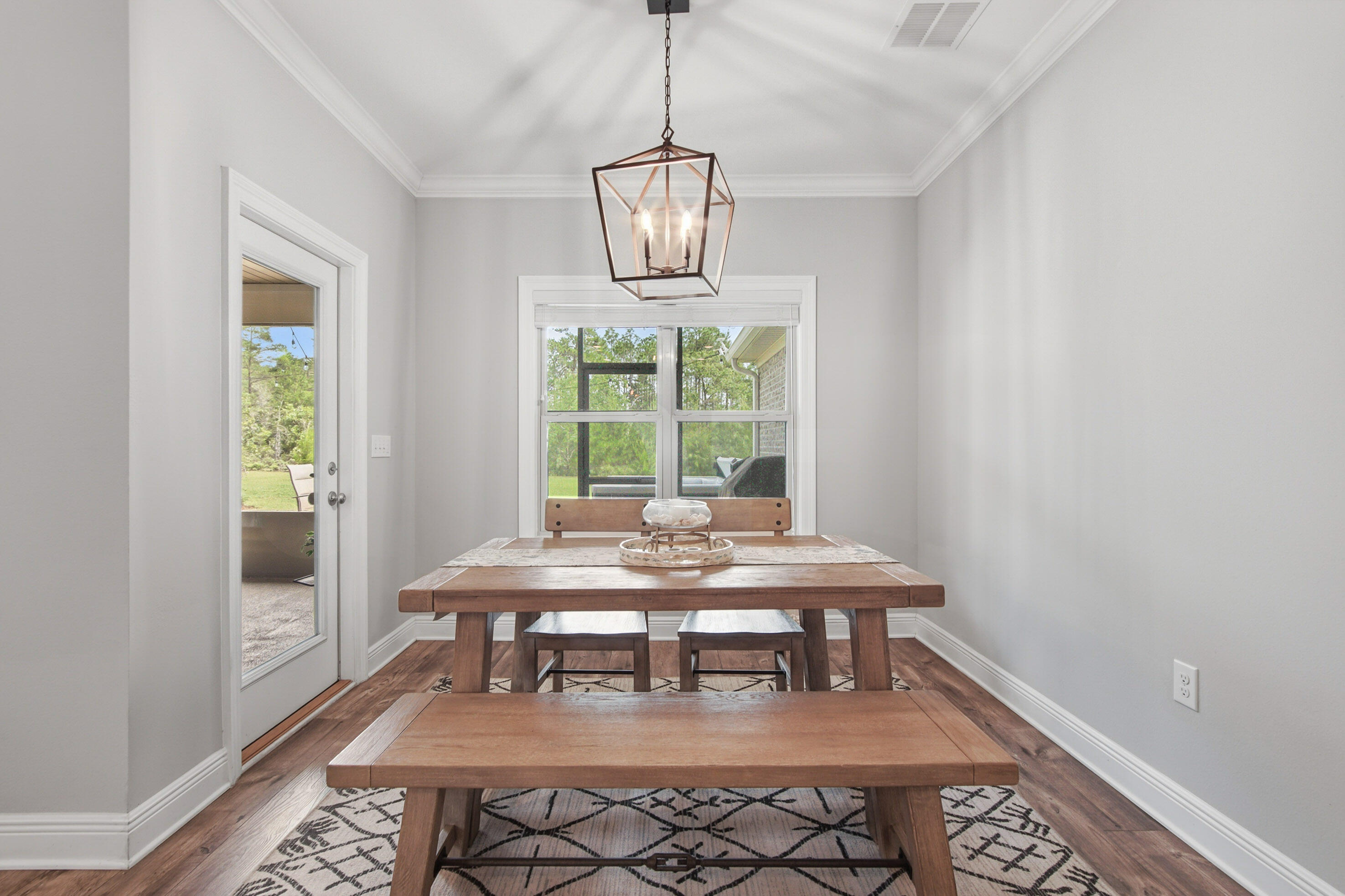 810 Brushed Dune Circle