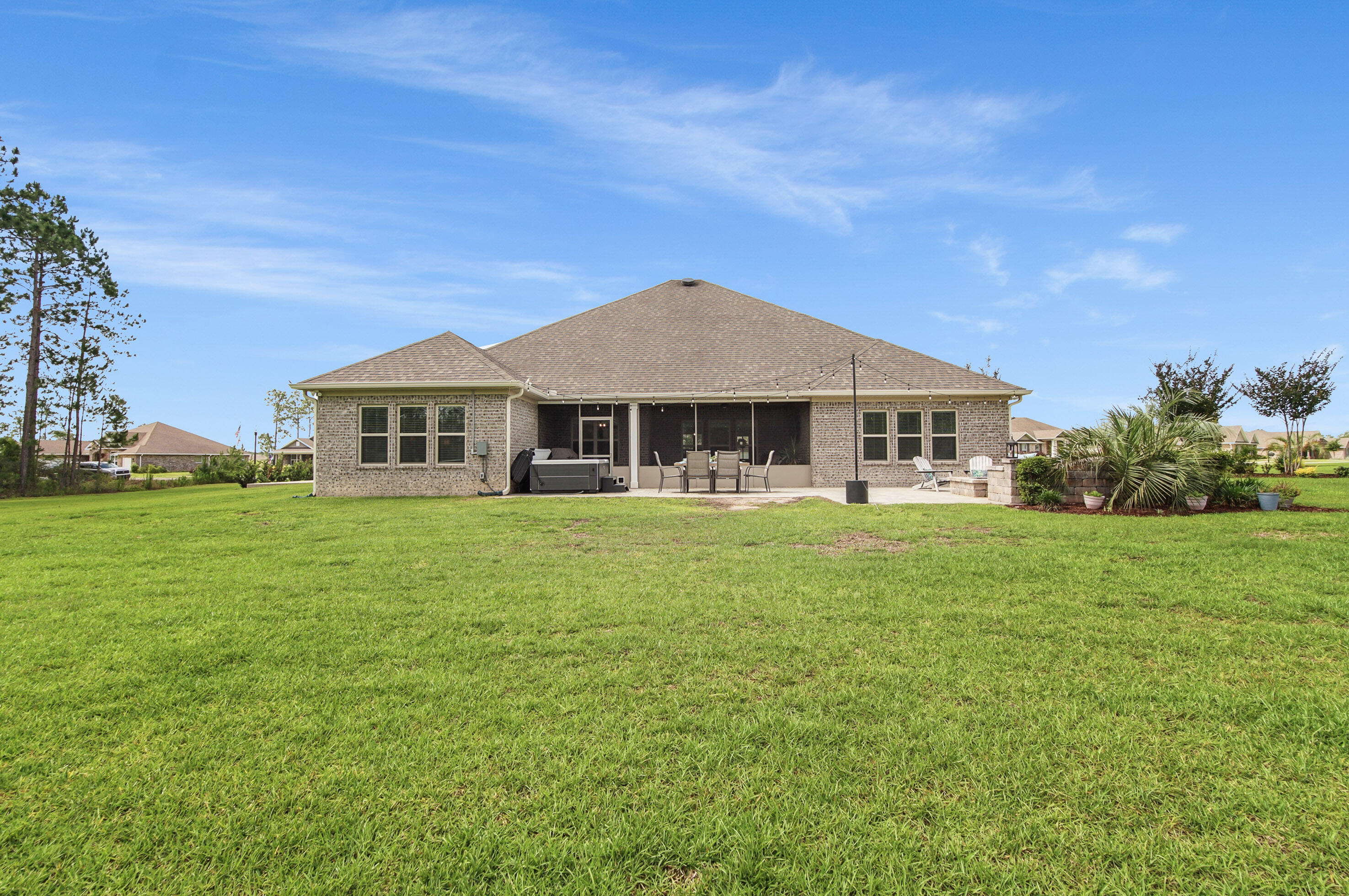 810 Brushed Dune Circle
